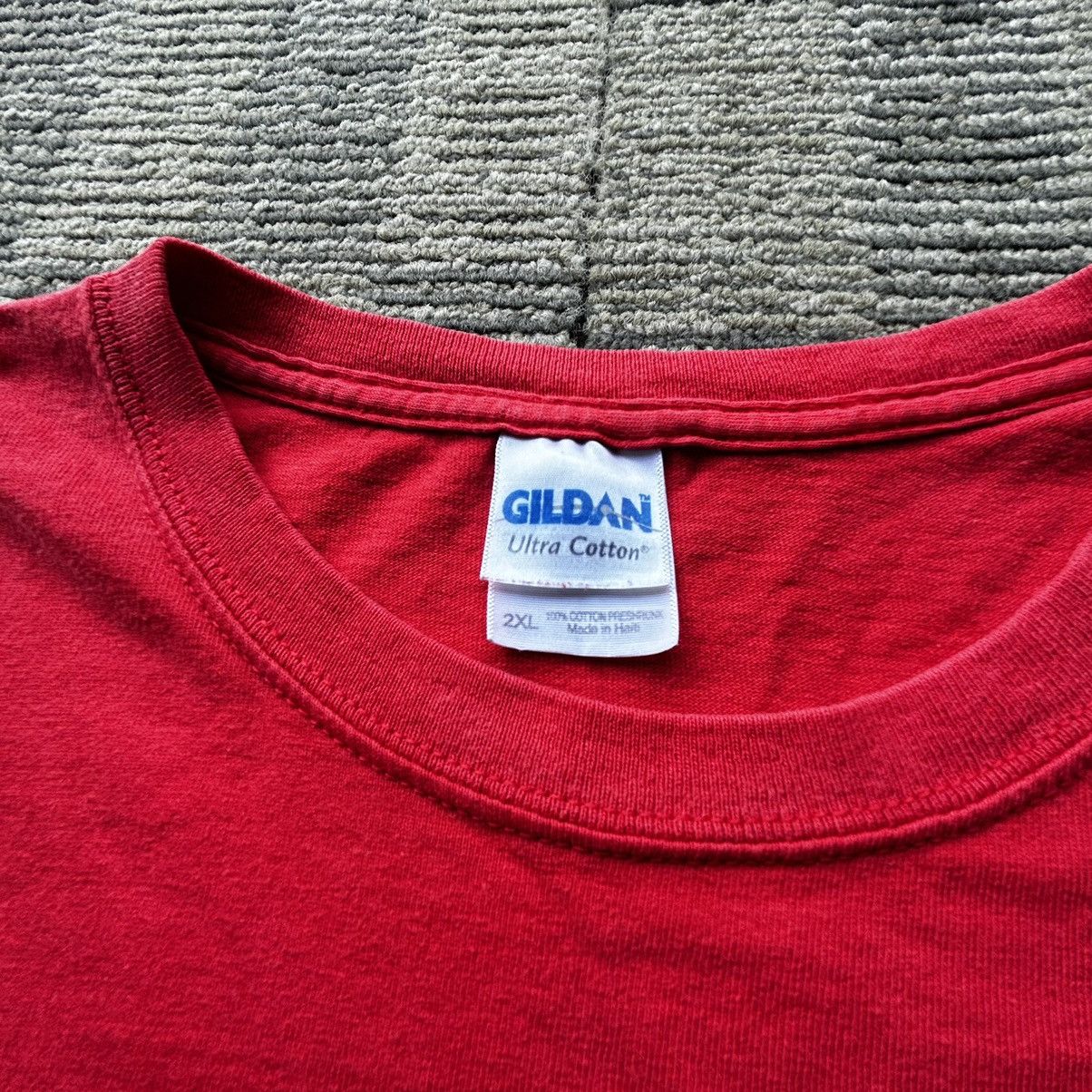 RayBan Ray-Ban Sunglasses Vtg Y2K Red Spell-Out T-shirt Size US XXL / EU 58 / 5 - 3 Thumbnail
