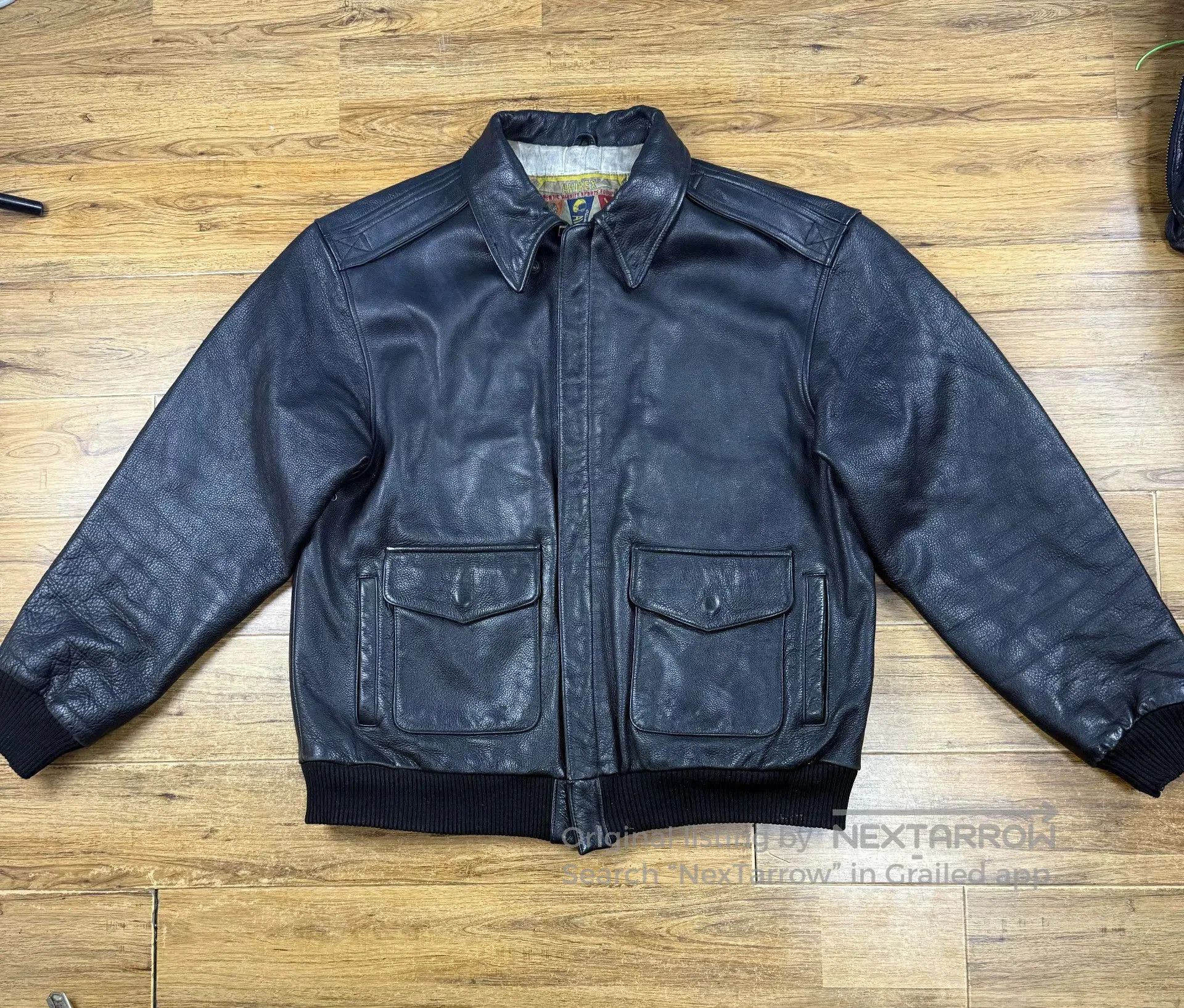 Avirex Classic A2 Leather Flight Jacket for Men. Size US XXL / EU 58 / 5 - 1 Thumbnail