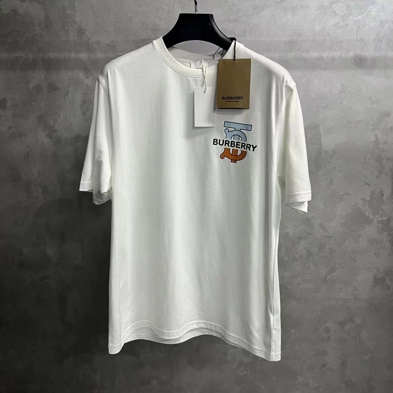 Burberry Burberry Retro White Hoodie M Men Size US M / EU 48-50 / 2 - 1 Thumbnail
