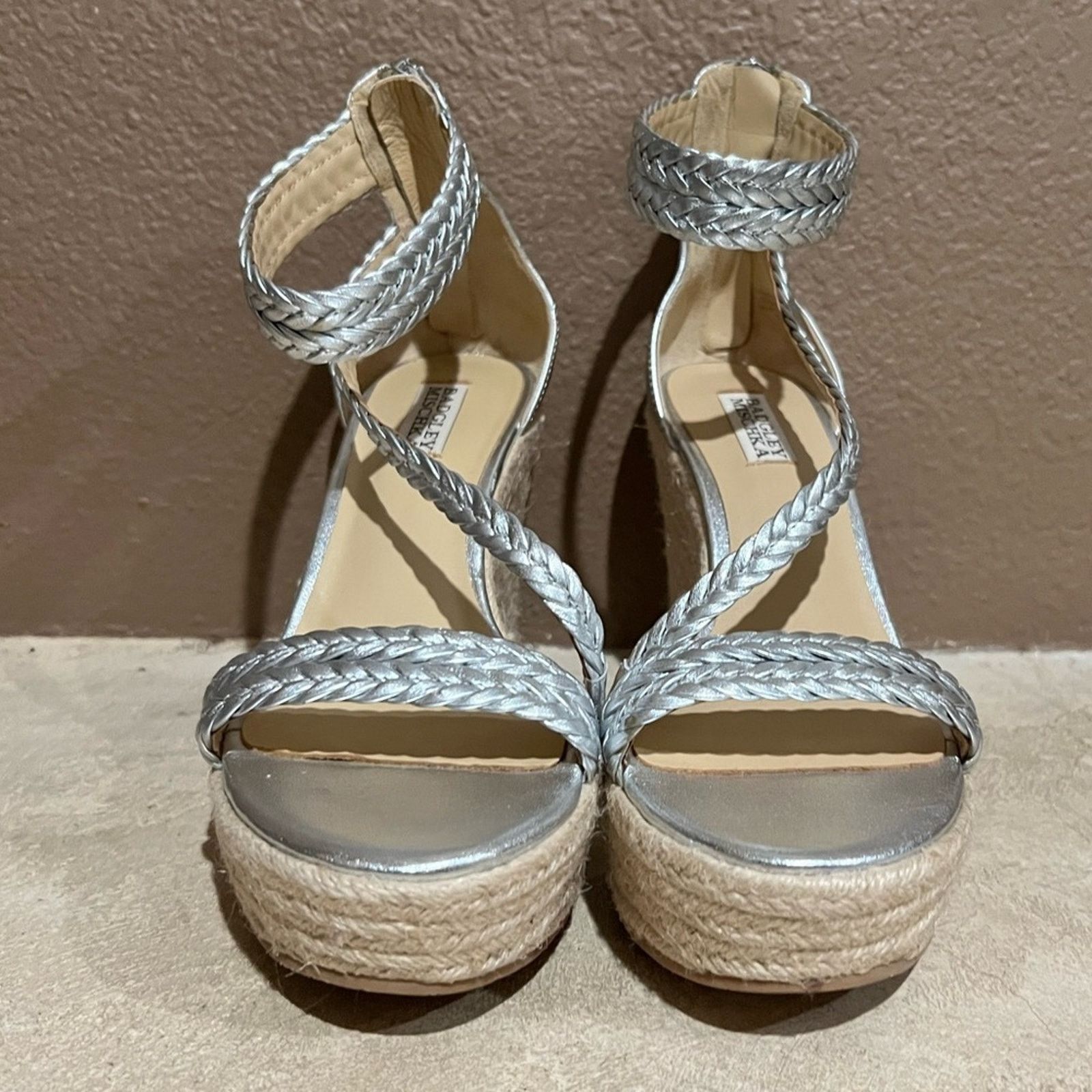 Badgley Mischka Badgley Mischka Espadrilles Size 8.5 Silver Wedge Sandals Size US 8.5 / IT 38.5 - 5 Thumbnail