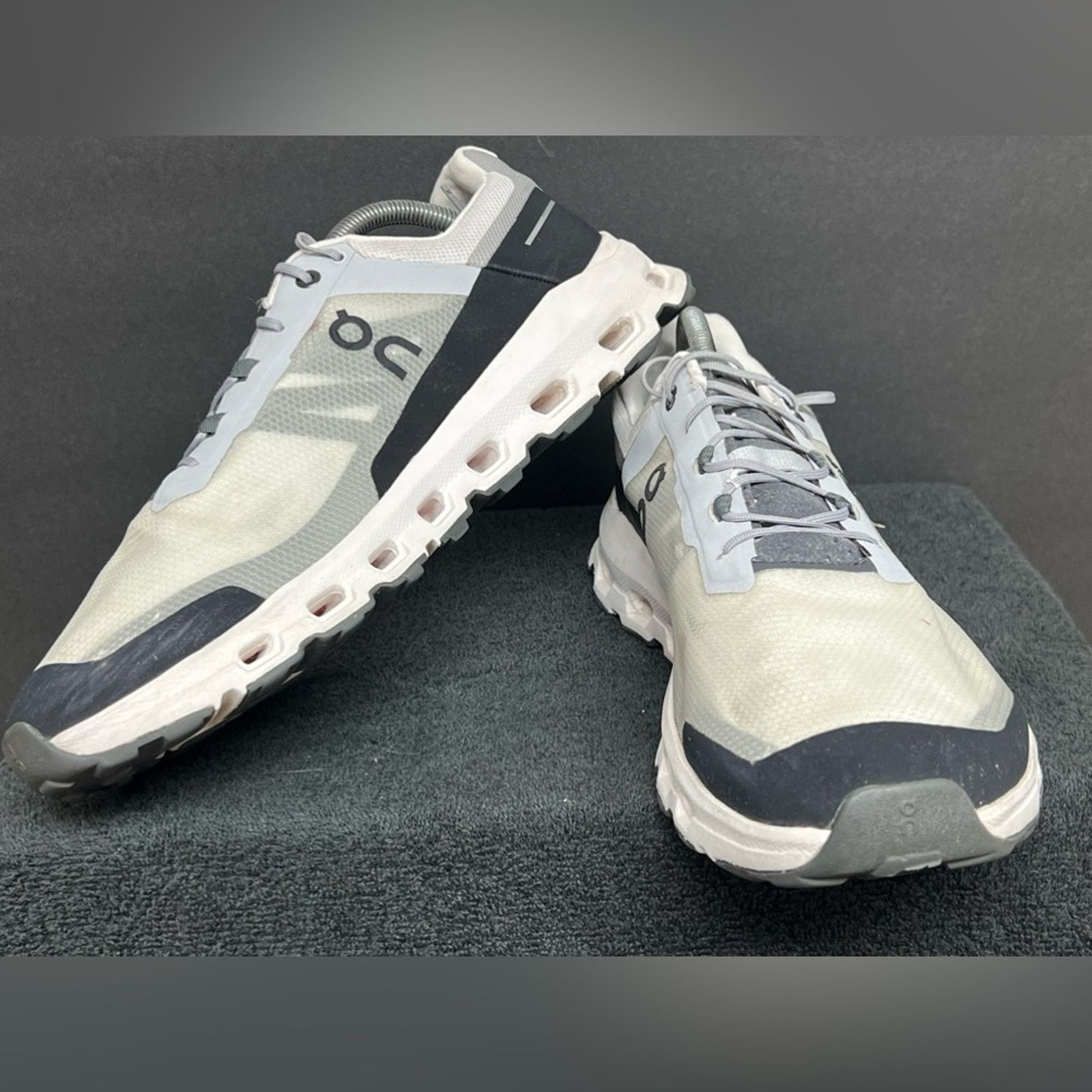 On SIZE 11 Men's ON CLOUD CLOUDVISTA Glacier Running Shoes Size US 11 / EU 44 - 4 Thumbnail