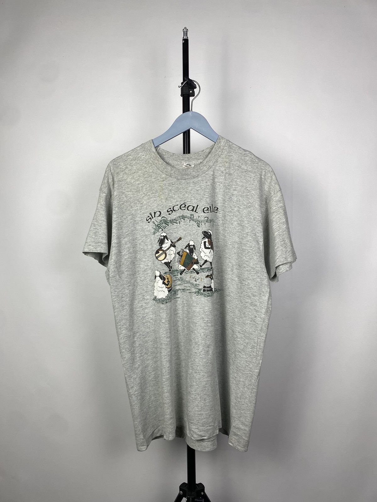 Band Tees × Vintage VINTAGE 90's SIN SCEAL EILE IRELAND IRISH SHEEP SINGING TEES Size US L / EU 52-54 / 3 - 1 Thumbnail