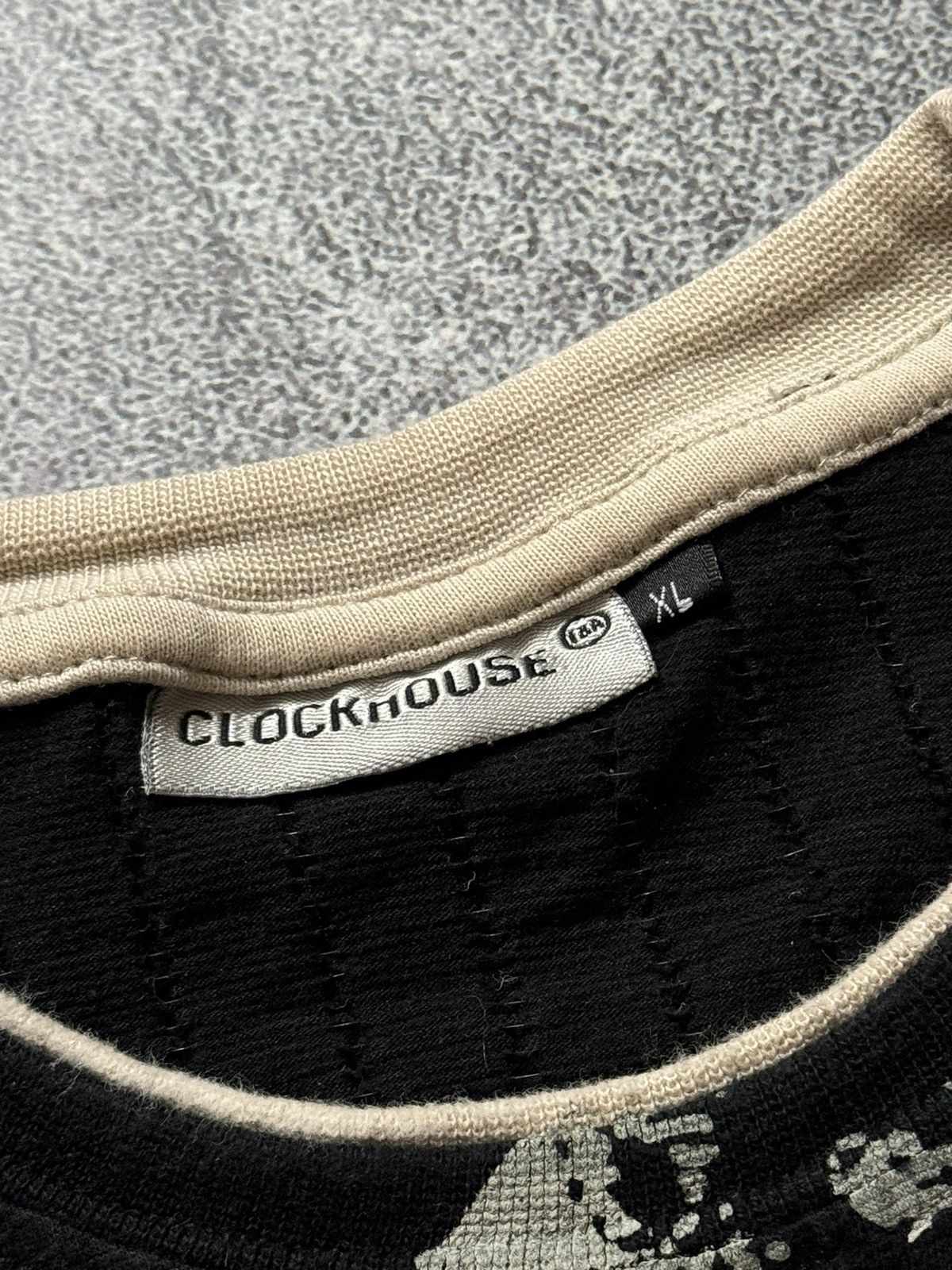Vintage Clockhouse M big logo Y2K sweatshirt long sleeve jumper 00s Size US M / EU 48-50 / 2 - 7 Thumbnail