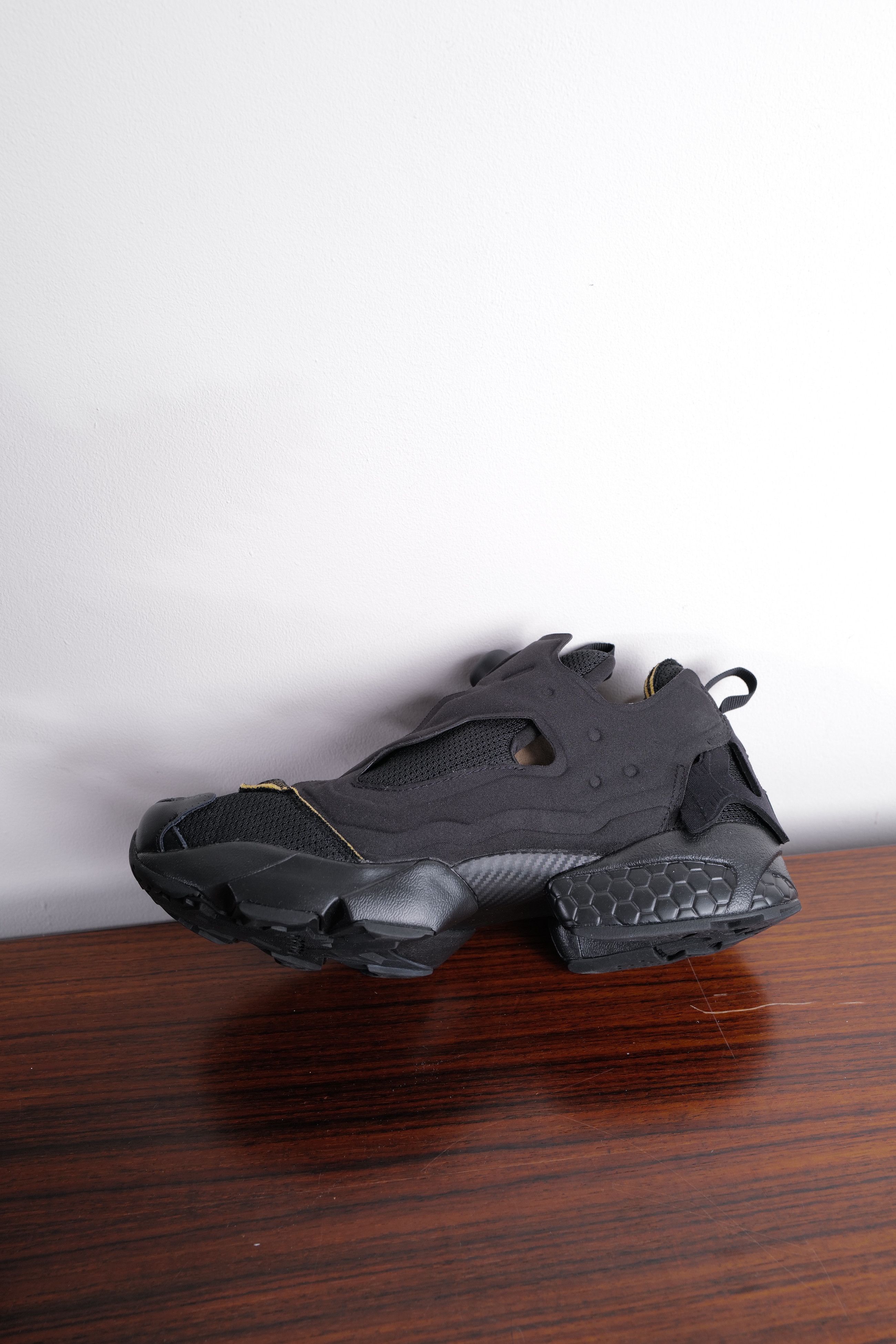 Maison Margiela × Reebok INSTA PUMP Size US 9.5 / EU 42-43 - 8 Thumbnail