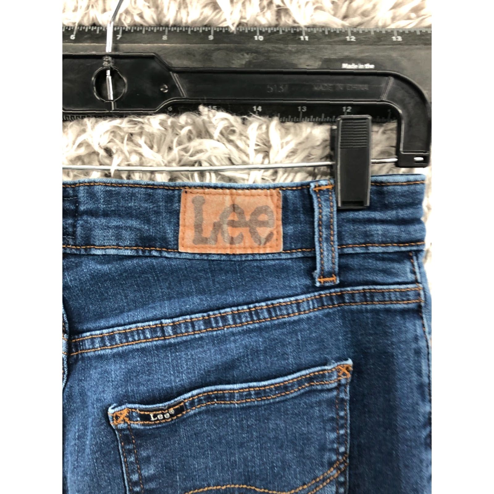 Lee Lee Jeans Heritage Straight Cuff Jeans Women's 12 Medium Wash Blue Size 34" / US 12 / IT 48 - 6 Thumbnail
