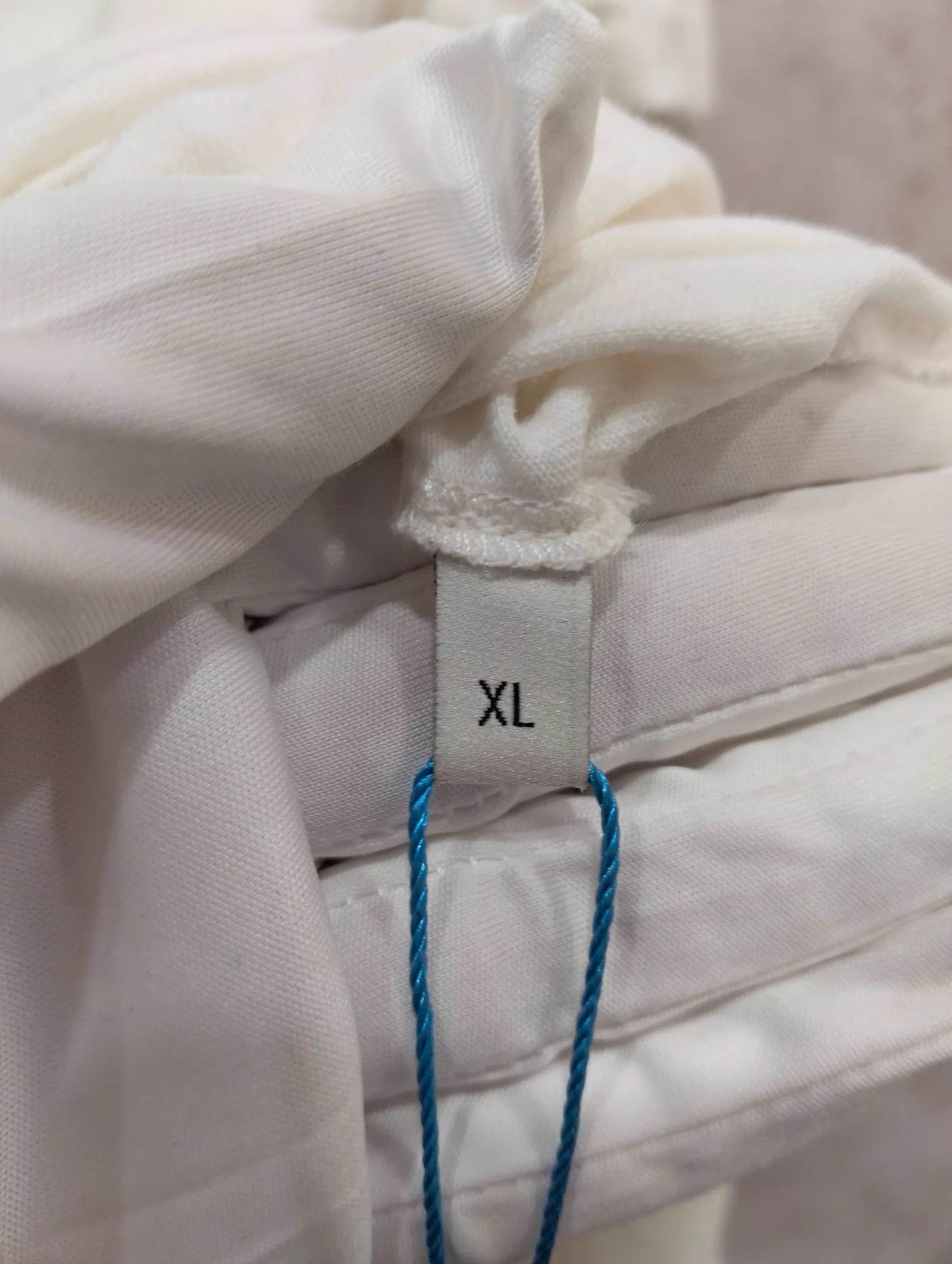 Gucci Gucci white not fake short sleeve XL tee Size US XL / EU 56 / 4 - 6 Thumbnail