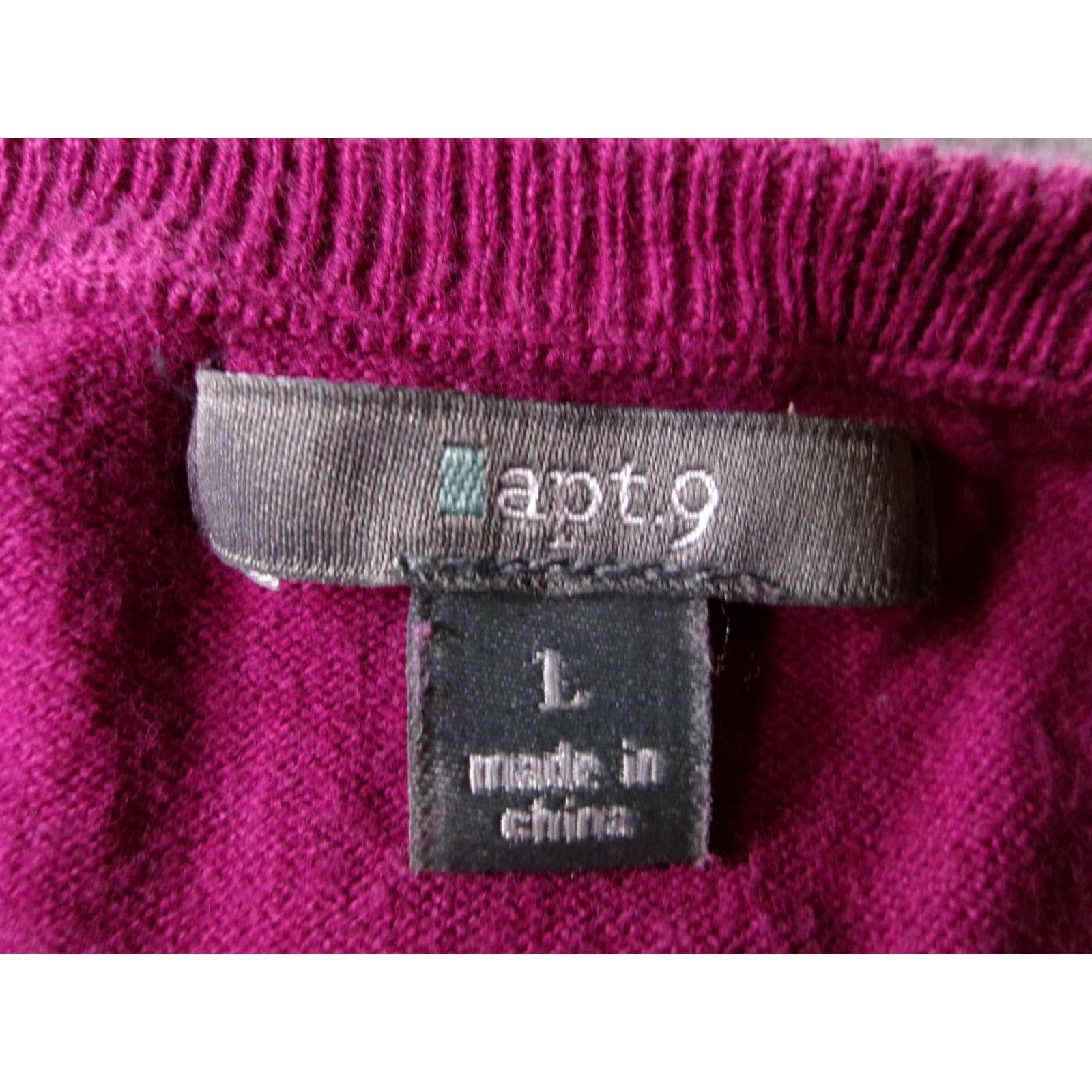 Vintage Apt9 Cardigan Womens L Sequined Embellished Button Front Crew Neck Magenta Size L / US 10 / IT 46 - 6 Thumbnail