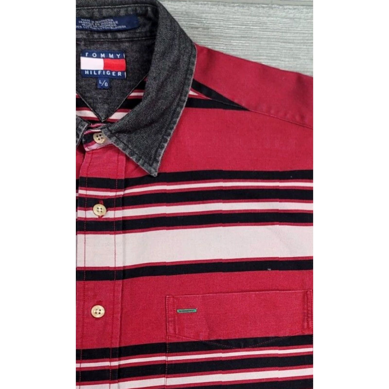 Tommy Hilfiger VINTAGE Tommy Hilfiger Shirt Men L Red Black Stripe Button-Up Collared Long Sleeve Denim Canvas 90s Logo Size US L / EU 52-54 / 3 - 3 Thumbnail
