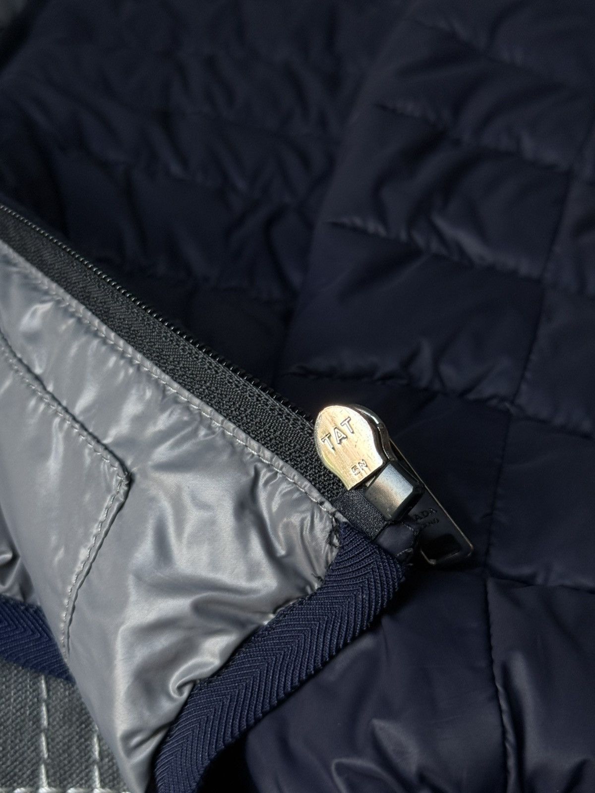 Prada Prada Nylon Hooded Blue Down Badge Triangle Logo Jacket Size XS / US 0-2 / IT 36-38 - 13 Thumbnail