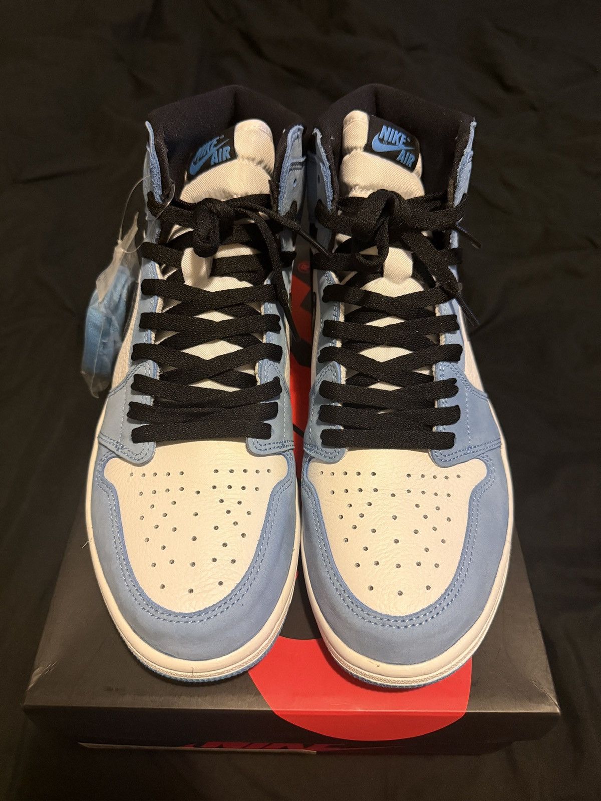 Jordan Brand 2021 Air Jordan 1 Retro High OG University Blue Size 11.5 Size US 11.5 / EU 44-45 - 2 Thumbnail