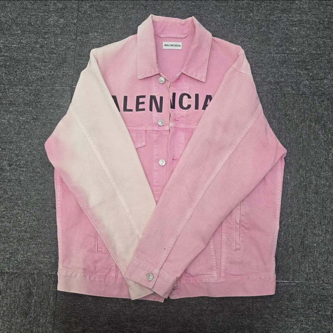 Balenciaga Balenciaga Sunfaded Pink Denim Jacket Size US M / EU 48-50 / 2 - 1 Thumbnail