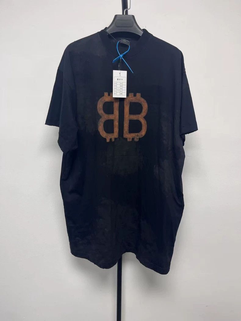 Balenciaga Balenciaga Solid monogrammed crewneck short sleeve T-shirt Size US S / EU 44-46 / 1 - 1 Thumbnail