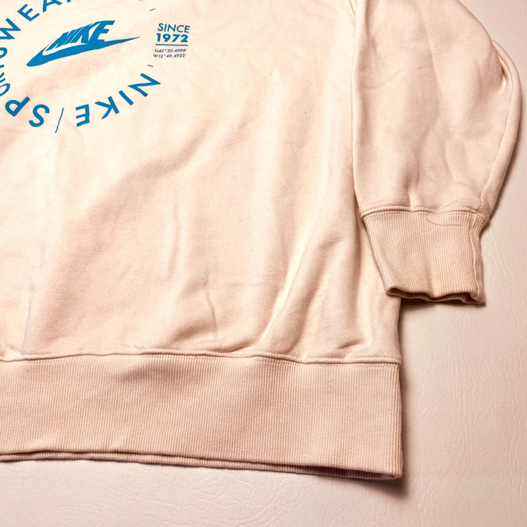 Nike VINTAGE NIKE Oversized Sweatshirt Women's XL Fleece FD4234-700 Cream Blue Logo 7593 Size XL / US 12-14 / IT 48-50 - 4 Thumbnail