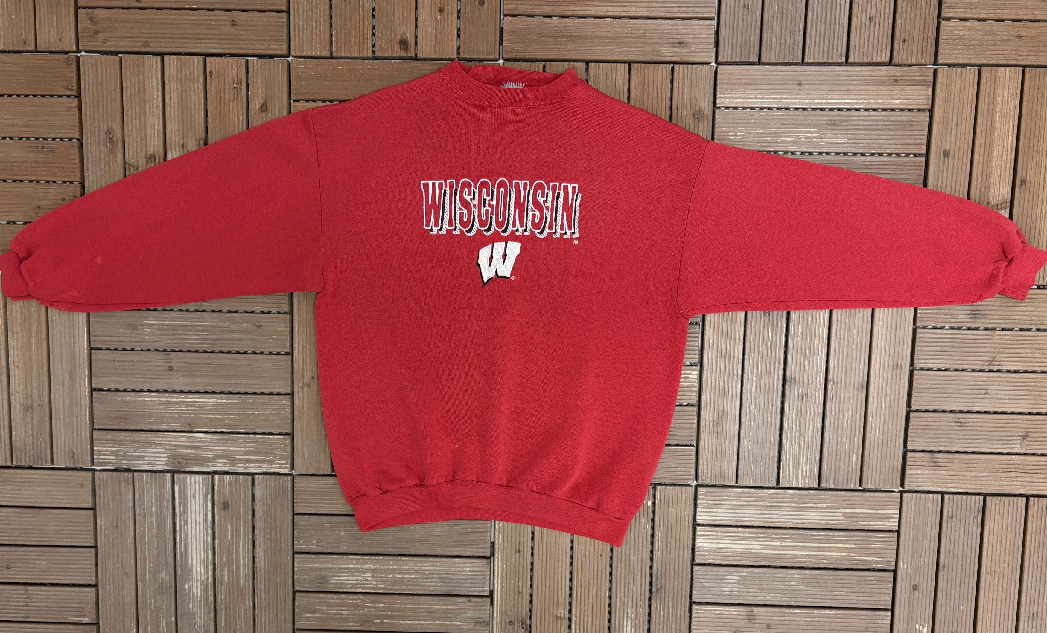 Vintage Wisconsin Badgers Stitched Vintage Crewneck Sweater Size US L / EU 52-54 / 3 - 5 Thumbnail