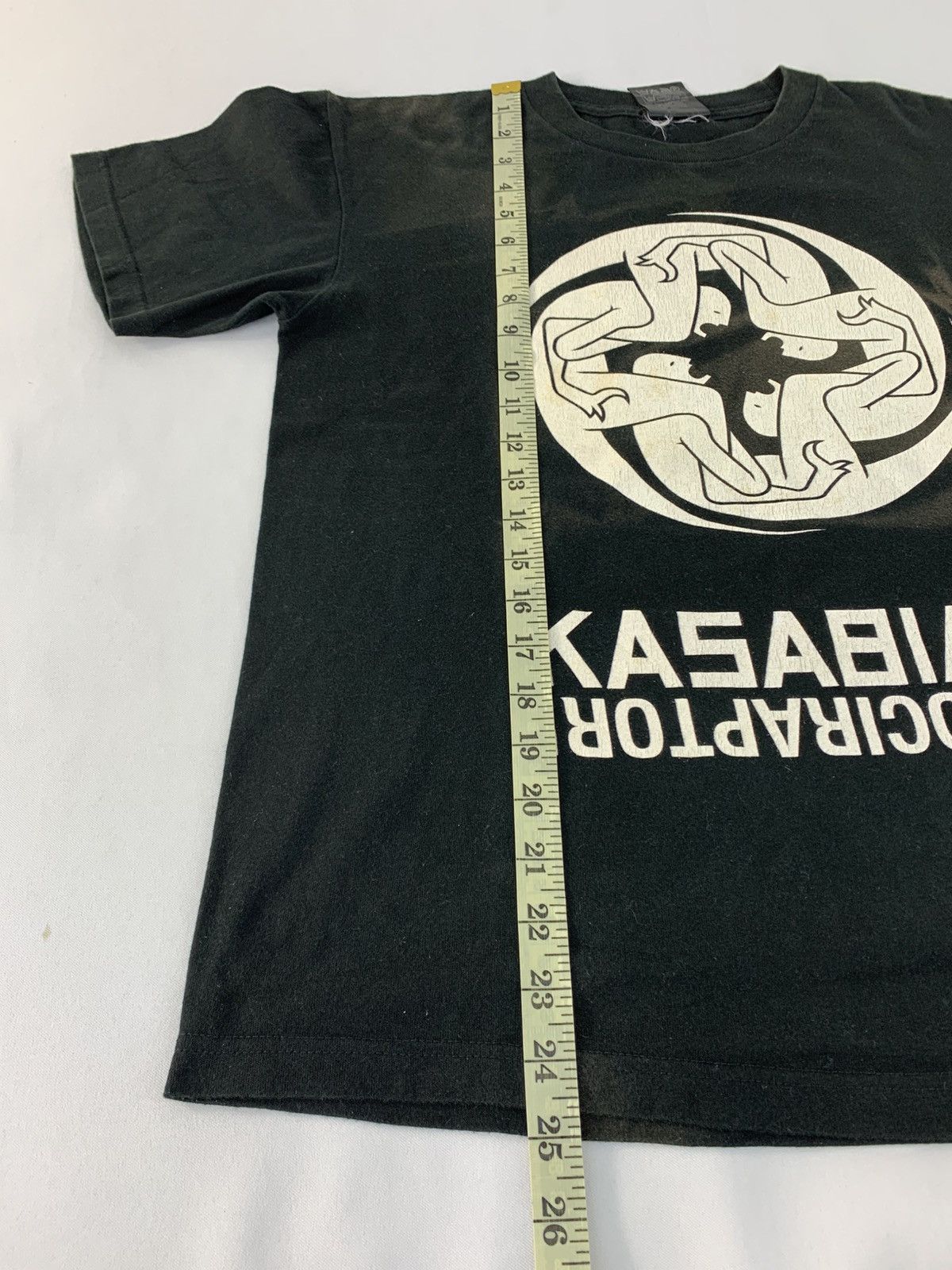 Band Tees Y2k Kasabian English Rock Britpop Velociraptor Song Shoot Size US S / EU 44-46 / 1 - 9 Thumbnail