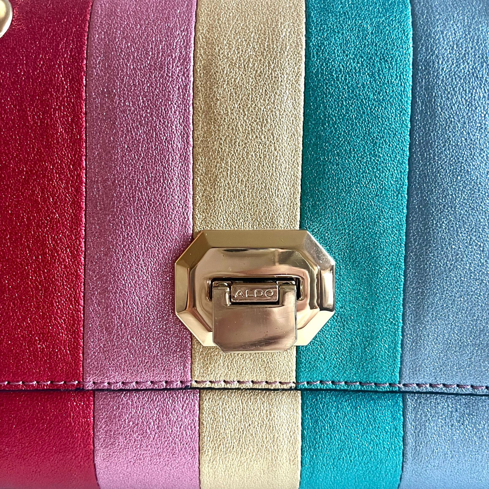 Aldo ALDO RAINBOW Cambareri Shoulder Bag, NWOT Size ONE SIZE - 4 Thumbnail