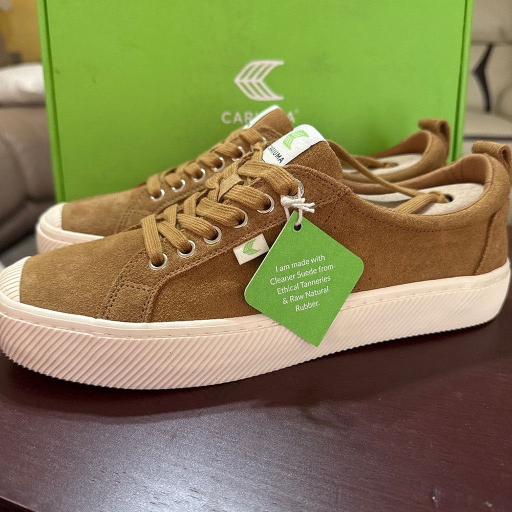 Carven Cariuma OCA Low Suede Sneakers Unisex Camel Brown Size US 9 / EU 42 - 2 Thumbnail