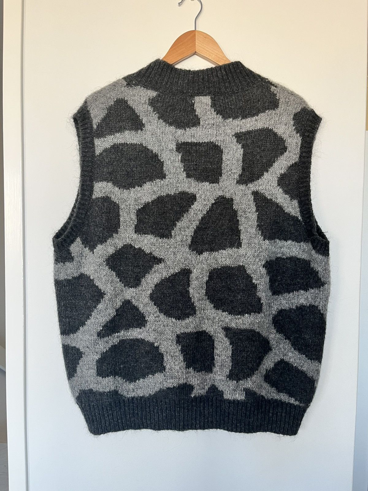 Thames Thames herbivore knit vest Size US XL / EU 56 / 4 - 2 Thumbnail
