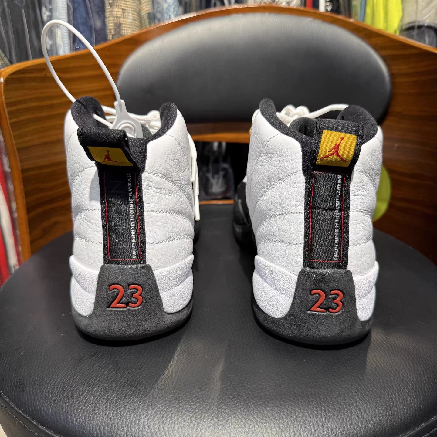 Jordan Brand Air Jordan 12 Taxi Basketball Shoes K15 Size US 7 / EU 40 - 3 Thumbnail