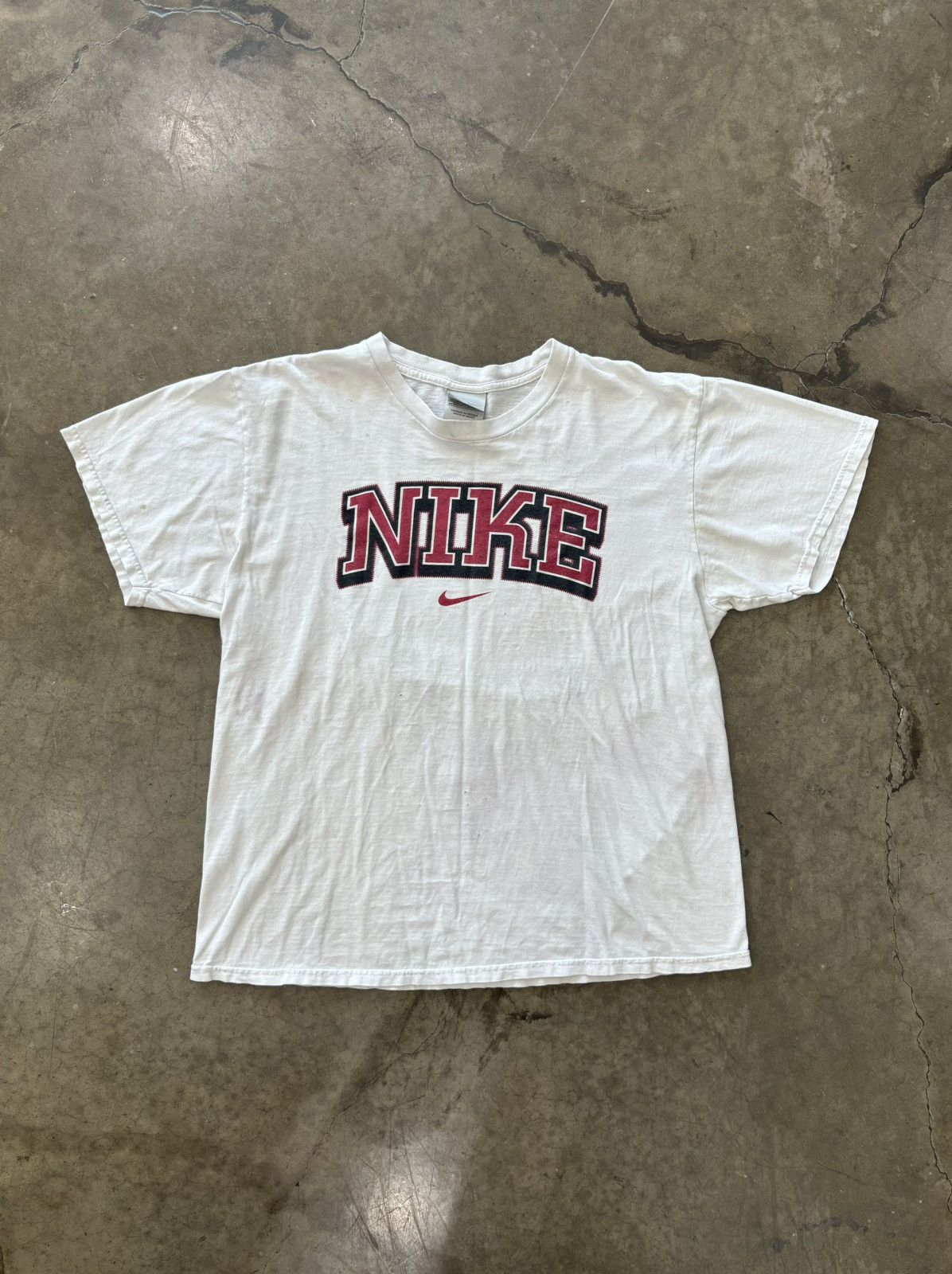 Nike × Vintage Vintage Early 2000s Nike Faux Embroidered Logo Tee Large Size US L / EU 52-54 / 3 - 2 Thumbnail