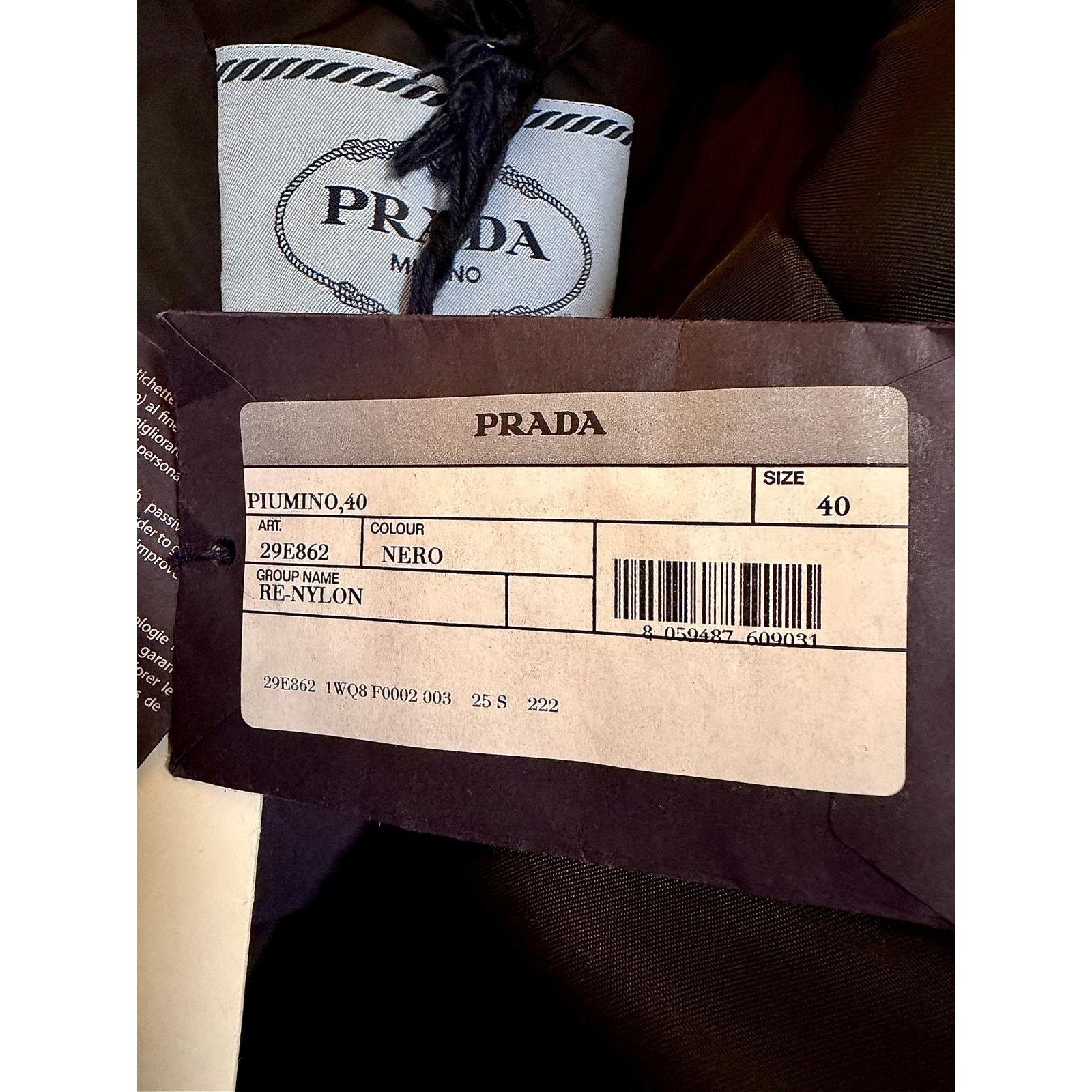 Prada Prada NWT Women's Padded Re-Nylon coat Size XS / US 0-2 / IT 36-38 - 9 Thumbnail