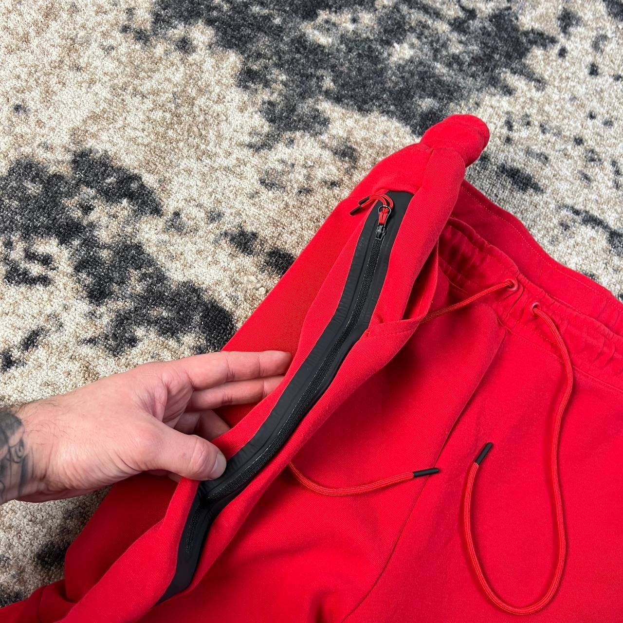 Nike Nike Tech Fleece Mini Logo Red Drill Sweatpants Size US 38 / EU 54 - 5 Thumbnail