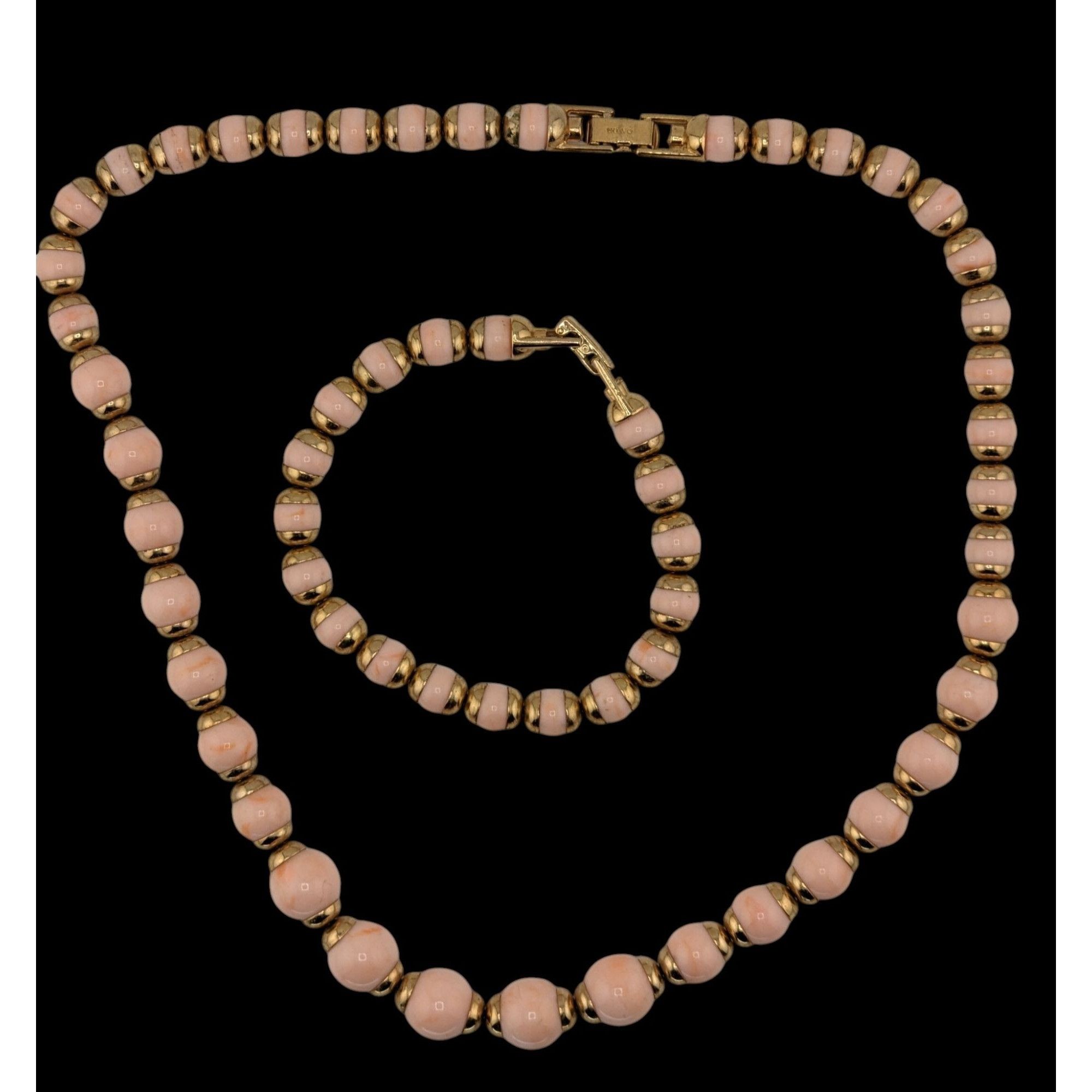 Other Vintage 80s Avon Necklace & Bracelet Set With Pink Lucite Be Size ONE SIZE - 3 Thumbnail