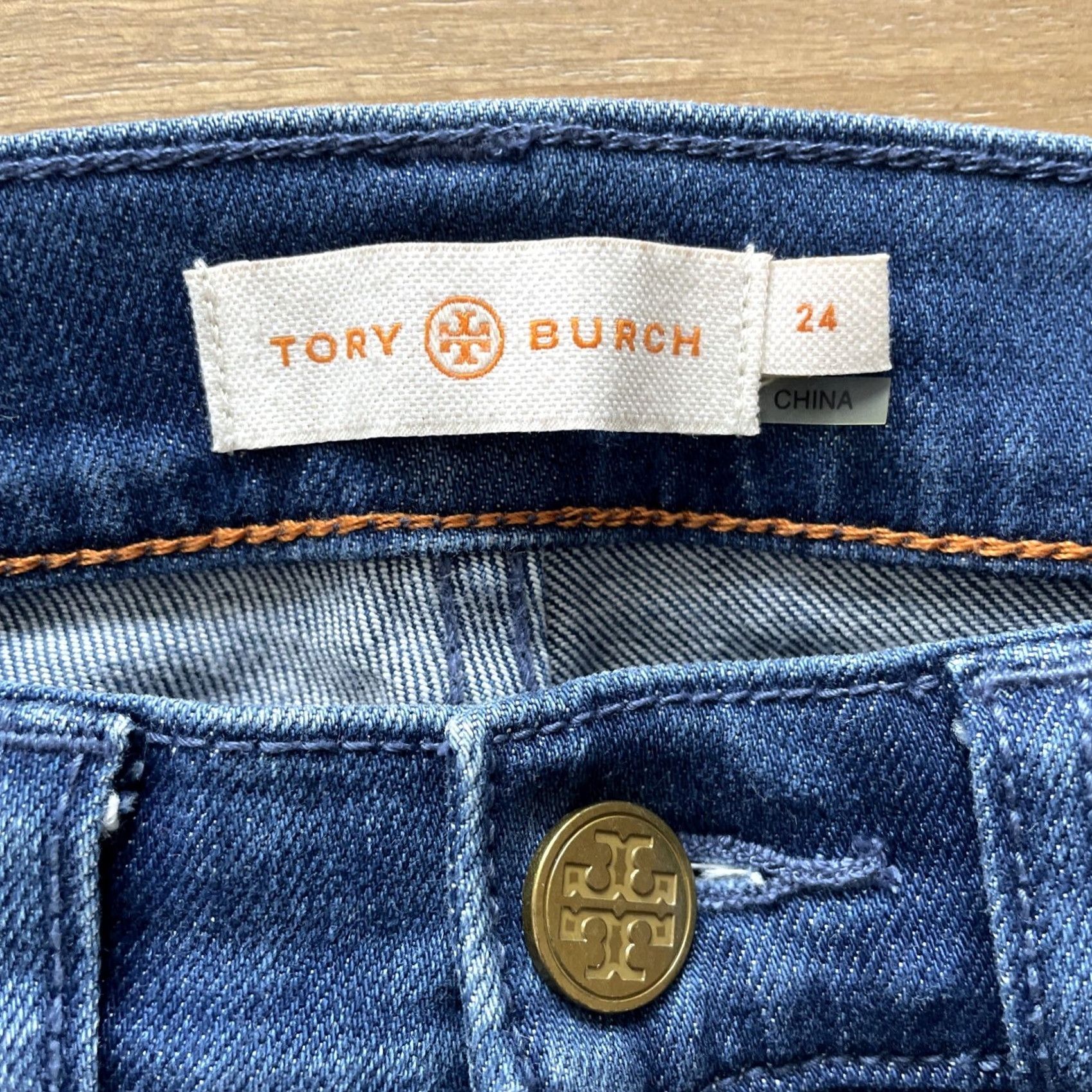 Tory Burch Tory Burch Jeans Womens Flared Leg 24x28 Denim Medium Wash 5-Pocket Regular Mid Rise Cotton Spandex Blue Logo Zipper Button Size 42" / US 20 - 3 Thumbnail
