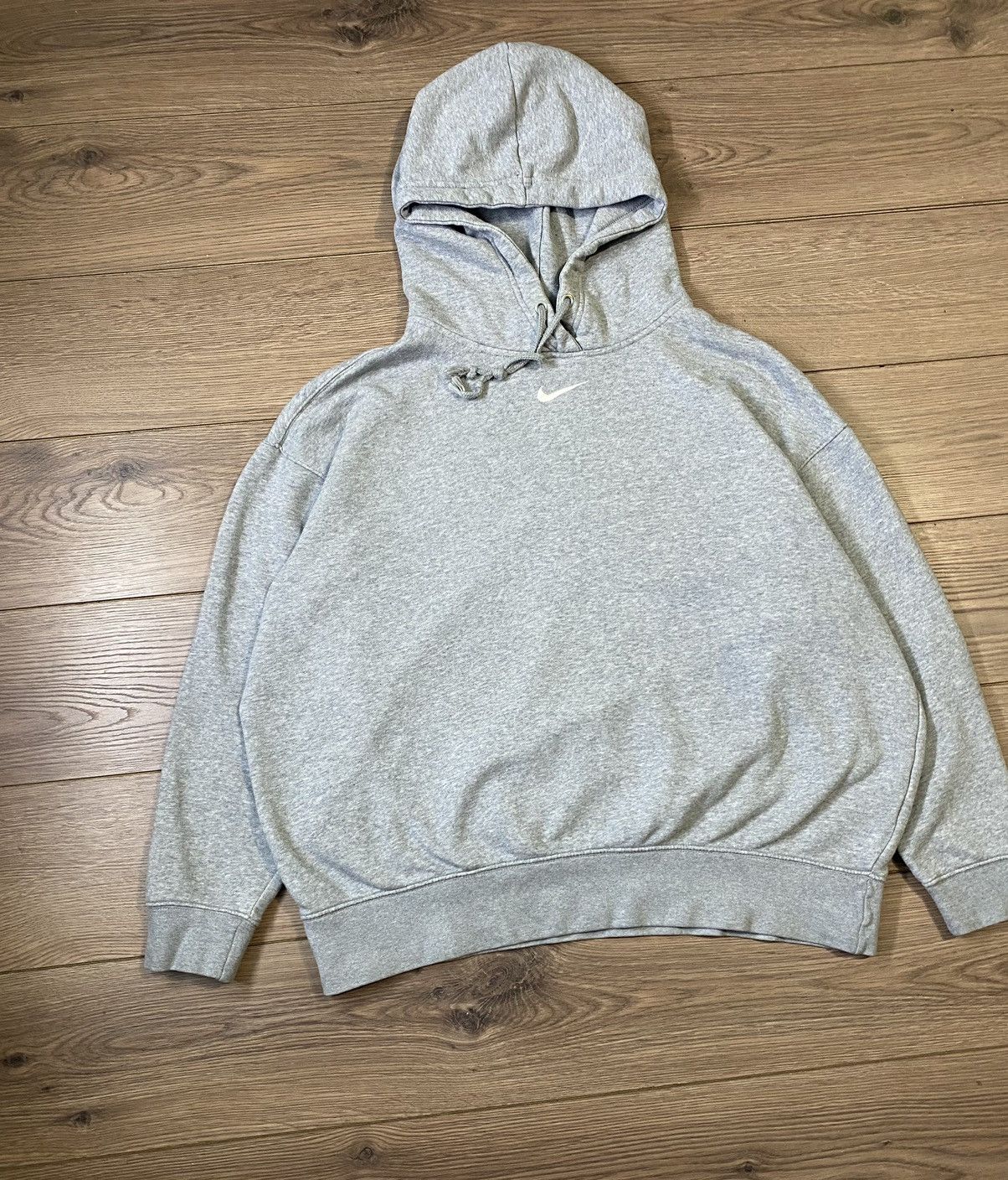 Nike × Vintage Vintage Nike Centre Swoosh Oversized Grey Hoodie Size M Size M / US 6-8 / IT 42-44 - 2 Thumbnail