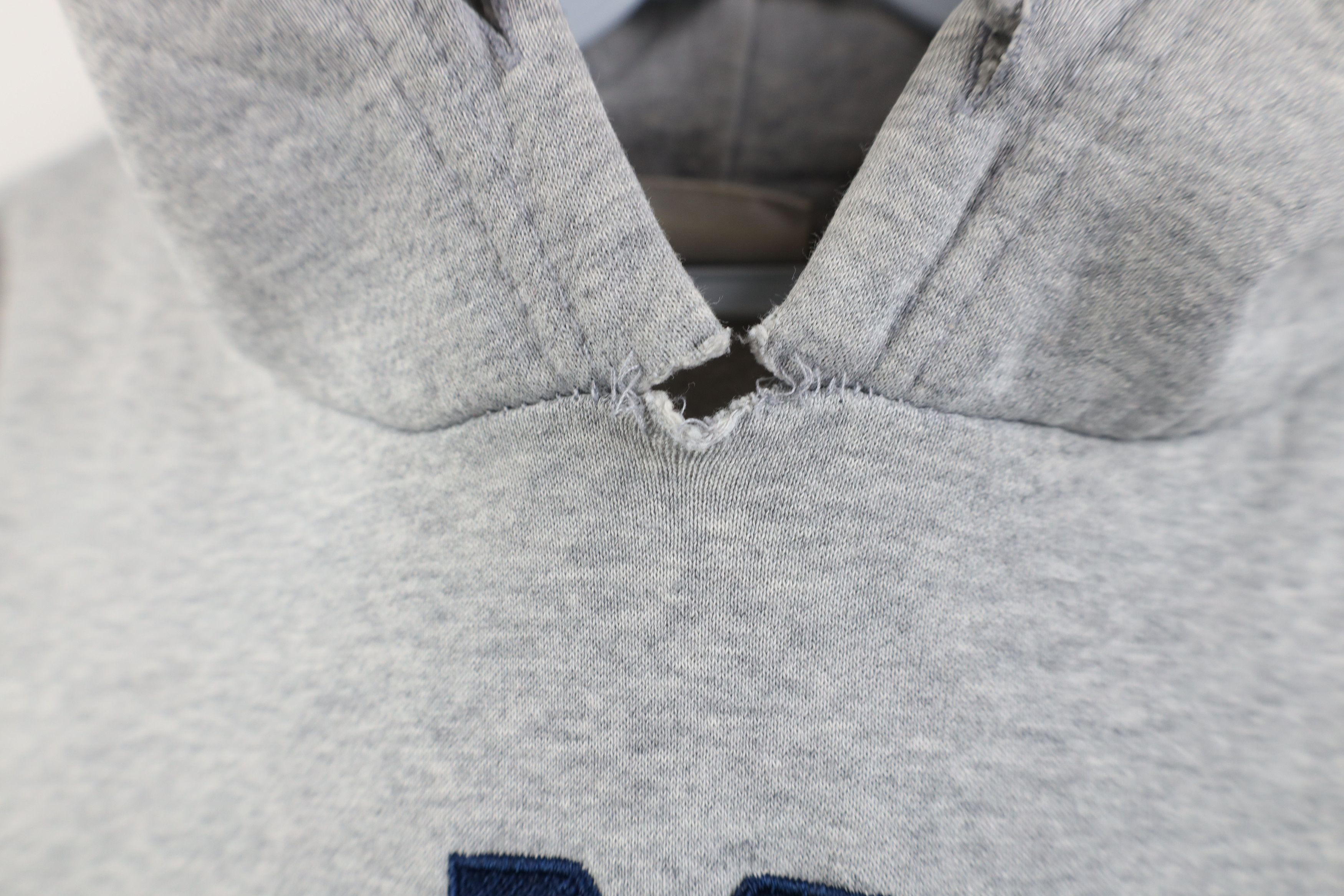 Vintage Vintage Y2K Streetwear University of Michigan Sweatshirt Size US XL / EU 56 / 4 - 5 Thumbnail