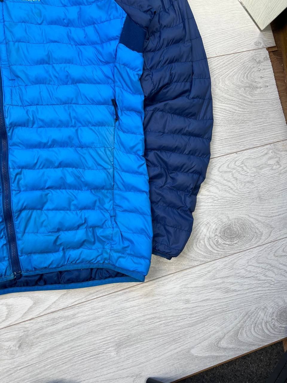 Haglofs Haglöfs Men's Full Zip Long Sleeve Hooded Puffer Jacket M Size US M / EU 48-50 / 2 - 5 Thumbnail