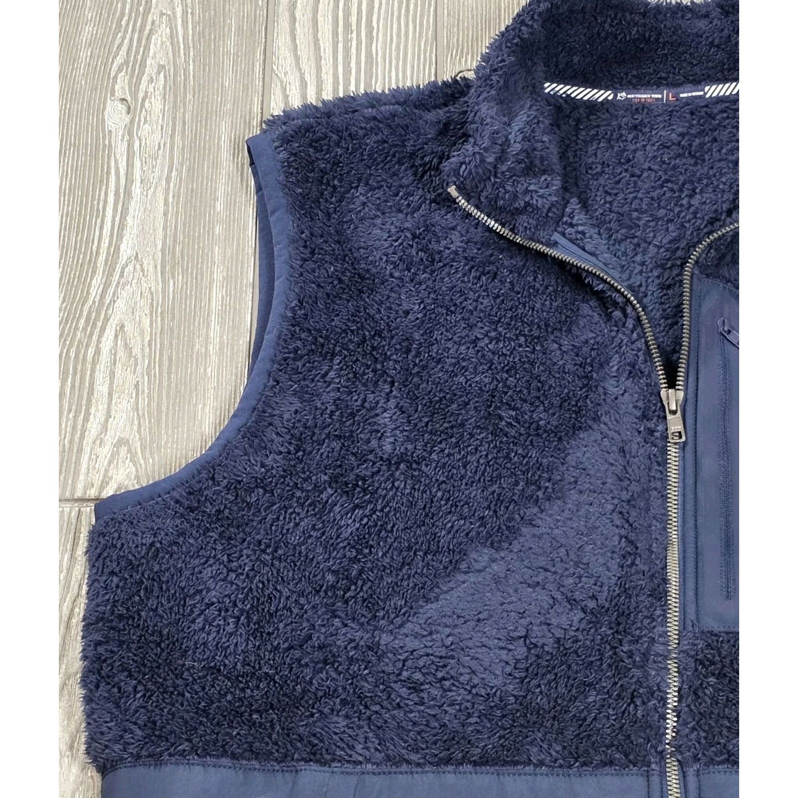 Southern Tide Southern Tide Full Zip Vest Shirt Mens L Blue Zip Pocket Front Logo Fleece Jacket Sherpa Cross-Listed Size US L / EU 52-54 / 3 - 7 Thumbnail