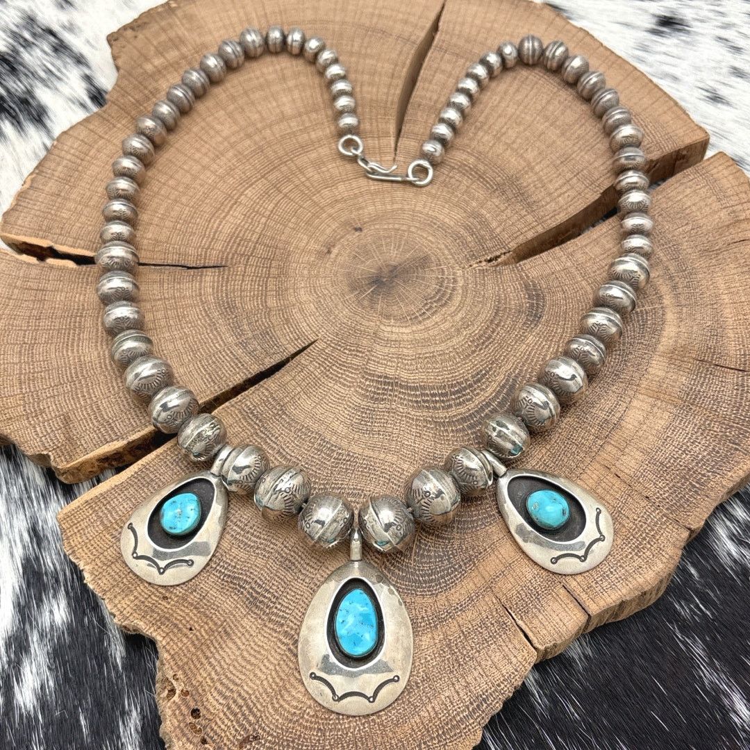 Native 1970s Native American NAVAJO 3-Station Stamped Bead Necklace Size ONE SIZE - 1 Thumbnail