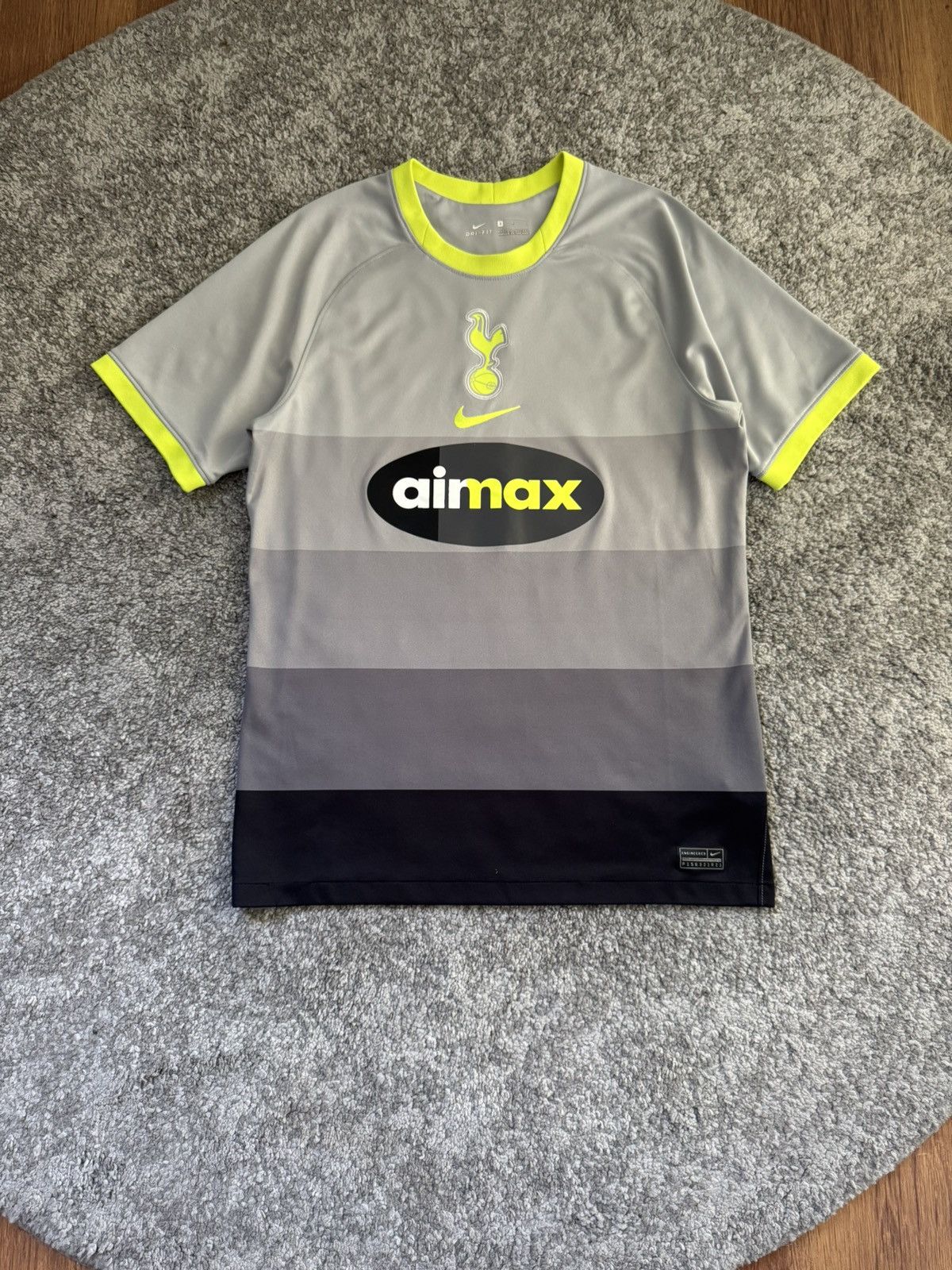 Nike Nike air max Fc Tottenham Size US S / EU 44-46 / 1 - 2 Thumbnail