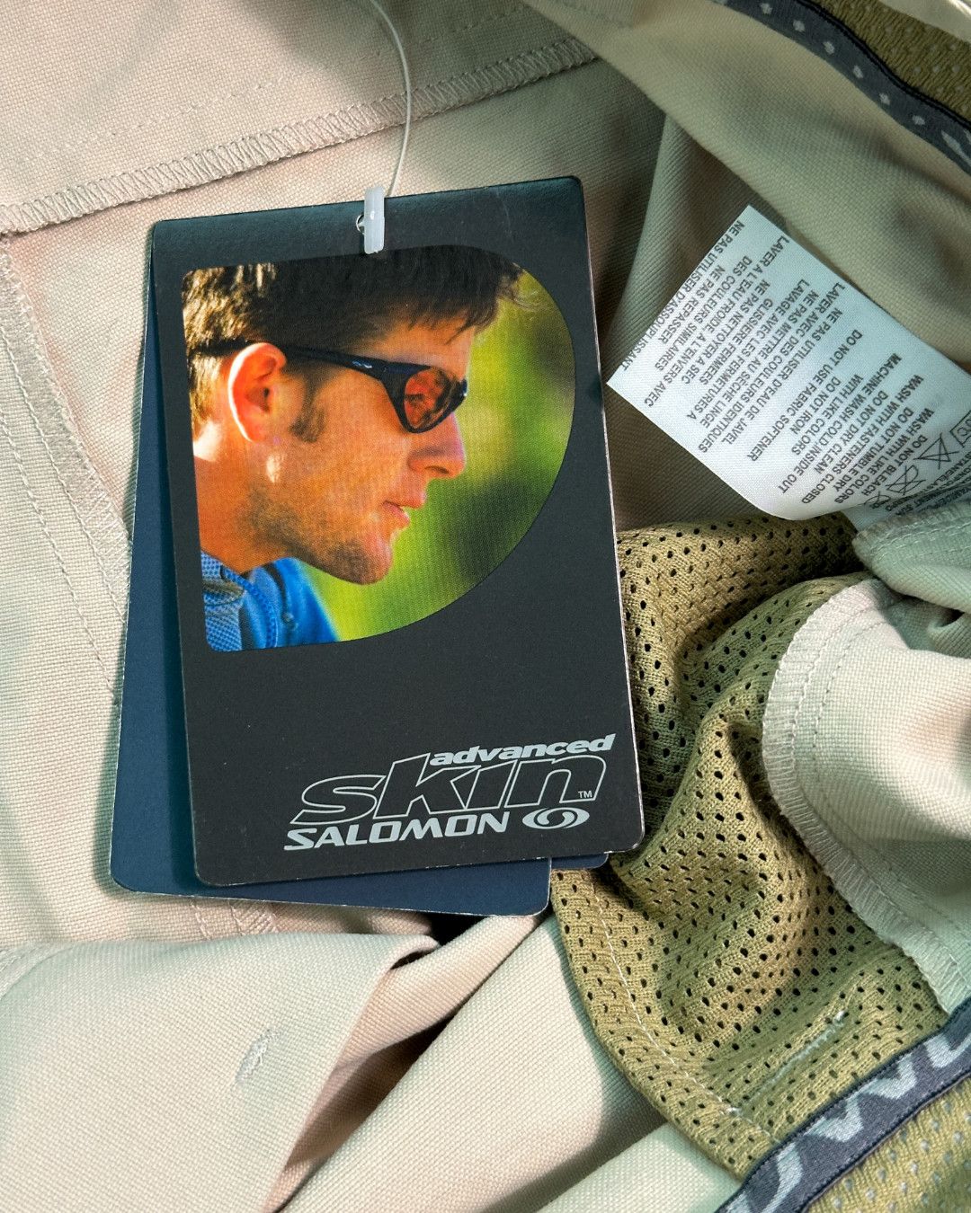 Salomon × Vintage Experimental F/W 2004 Second Skin Morphine Climbing Trunk Size US 34 / EU 50 - 4 Thumbnail