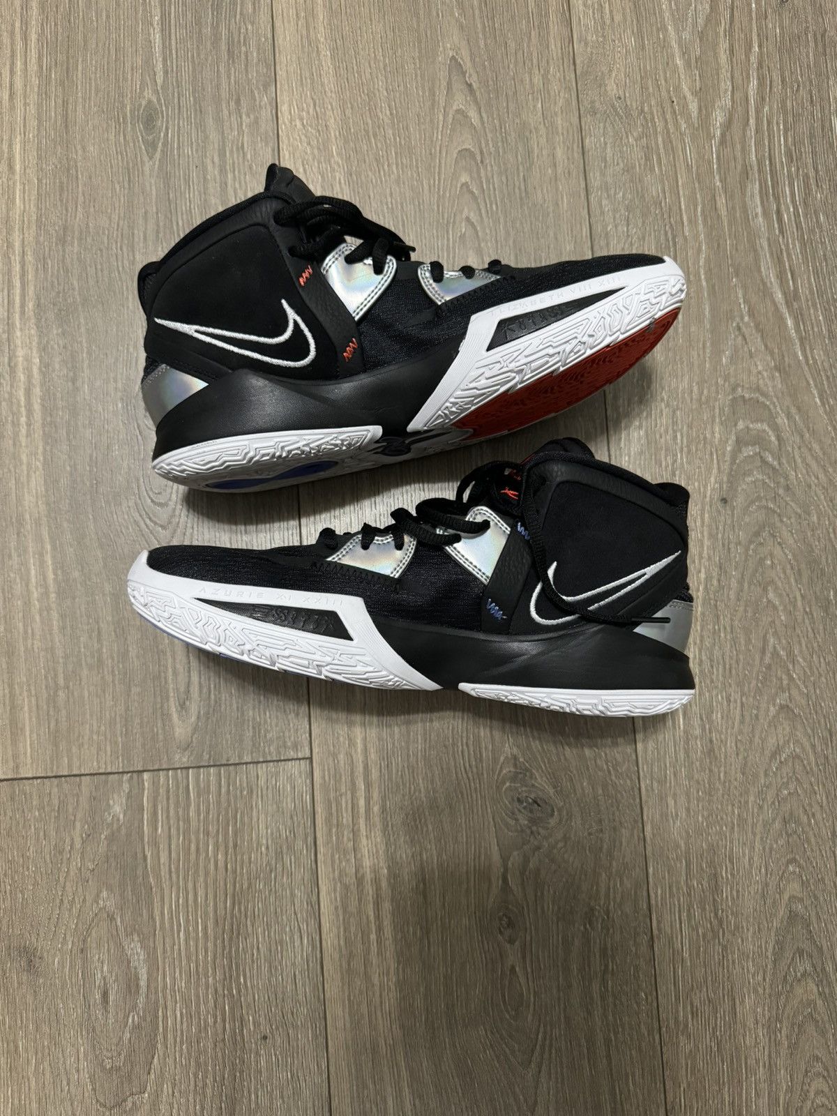 Nike × Vintage Nike Kyrie Infinity Fire and Ice Size US 9.5 / EU 42-43 - 2 Thumbnail