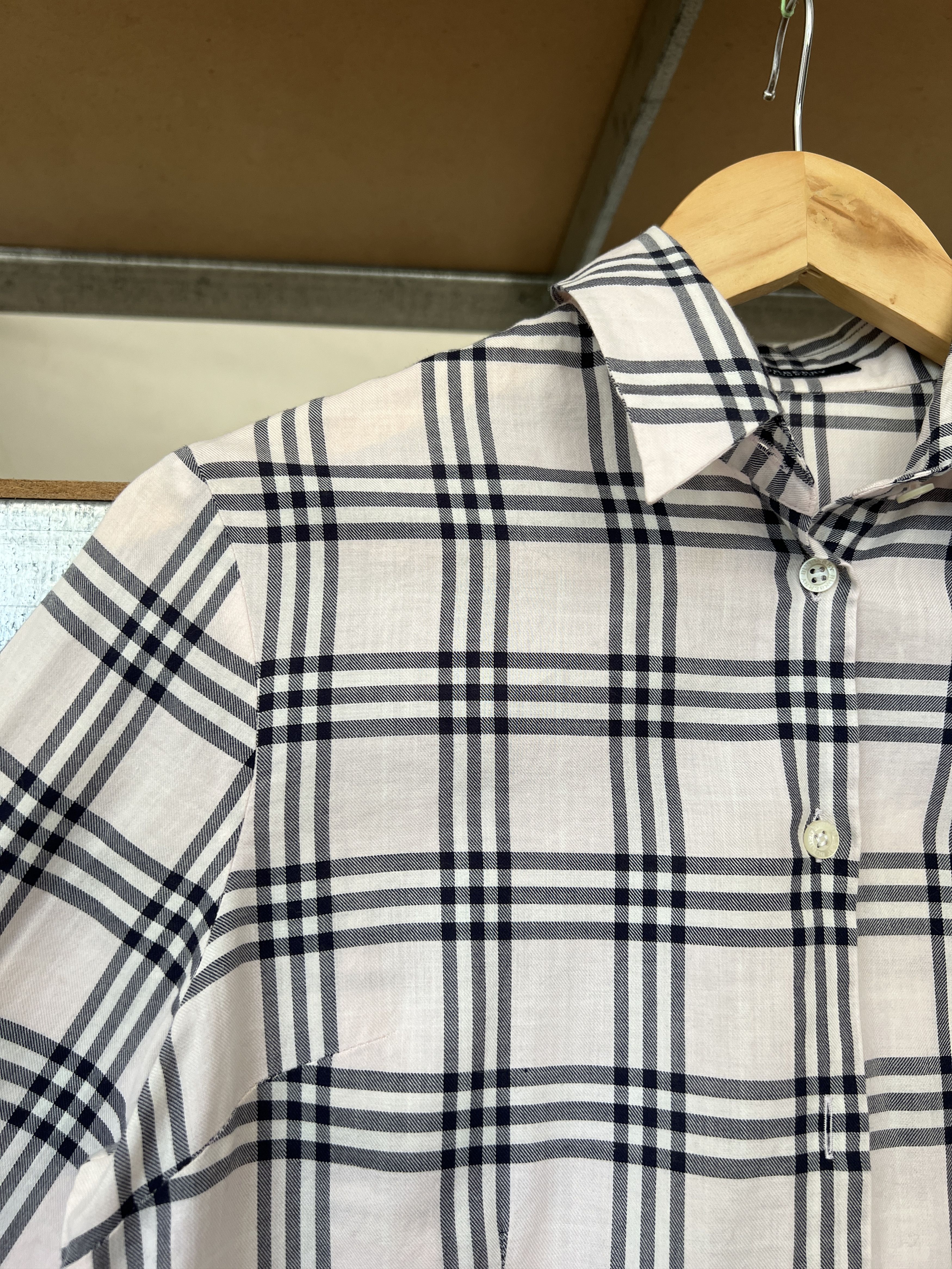 Burberry Burberry London Vintage 90s Nowa Check Ling Sleeve Shirt Size M / US 6-8 / IT 42-44 - 4 Thumbnail