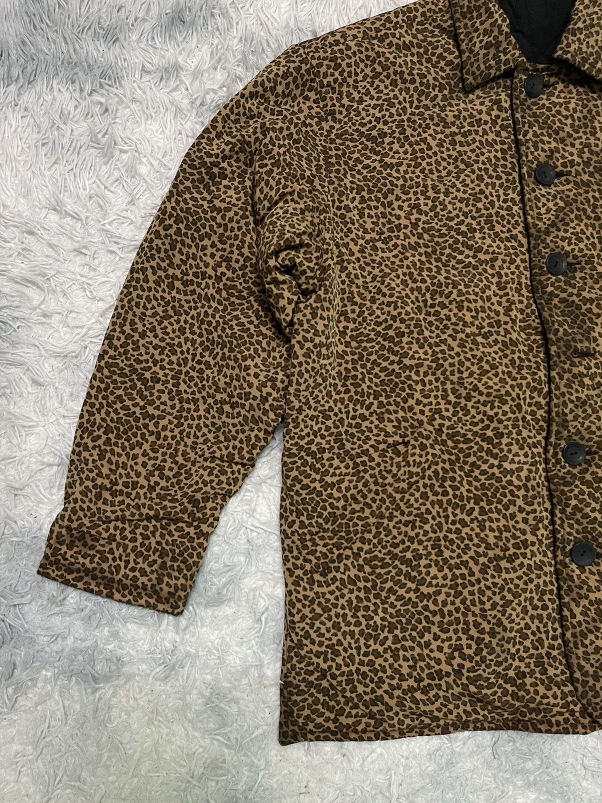 Bottega Veneta 90s BOTTEGA VENETA LEOPARD REVERSIBLE JACKET Size US M / EU 48-50 / 2 - 5 Thumbnail