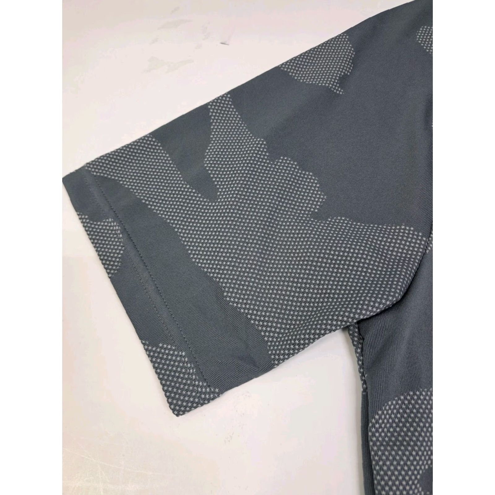 Under Armour Under Armour Mens Loose Short Sleeve Shirt Gray Camouflage M Size US M / EU 48-50 / 2 - 6 Thumbnail