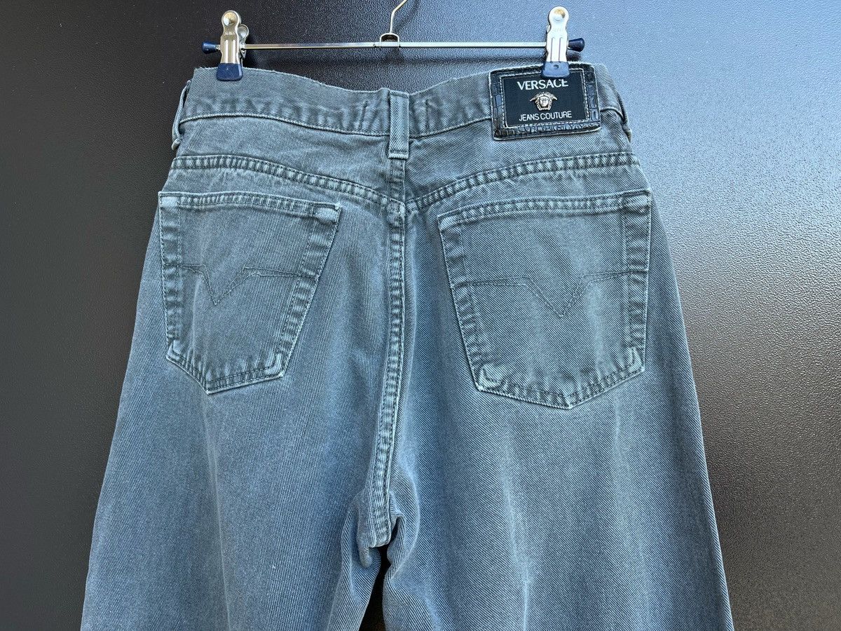 Versace Jeans Couture Vintage Versace Jeans Couture Gray Denim Jeans – IT 46 / W32 Size US 31 - 2 Thumbnail