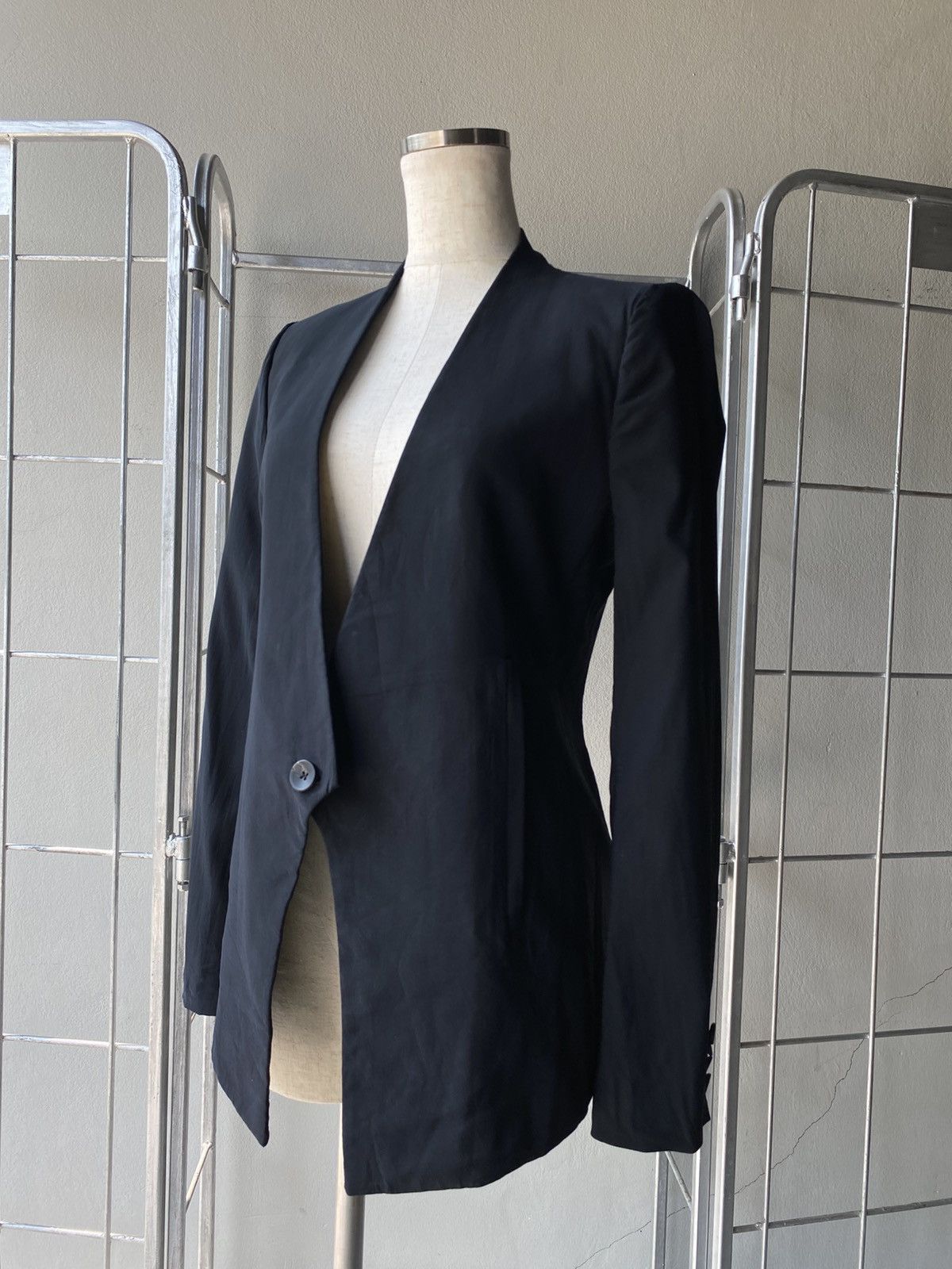 Helmut Lang HELMUT LANG New York Black Deep V-Neck Blazer Size XS / US 0-2 / IT 36-38 - 3 Thumbnail
