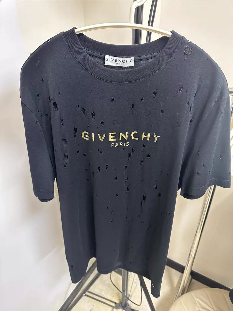 Givenchy Givenchy Golden Ripped Short Sleeve Shirt, Size S, Shoulde Size US S / EU 44-46 / 1 - 1 Thumbnail