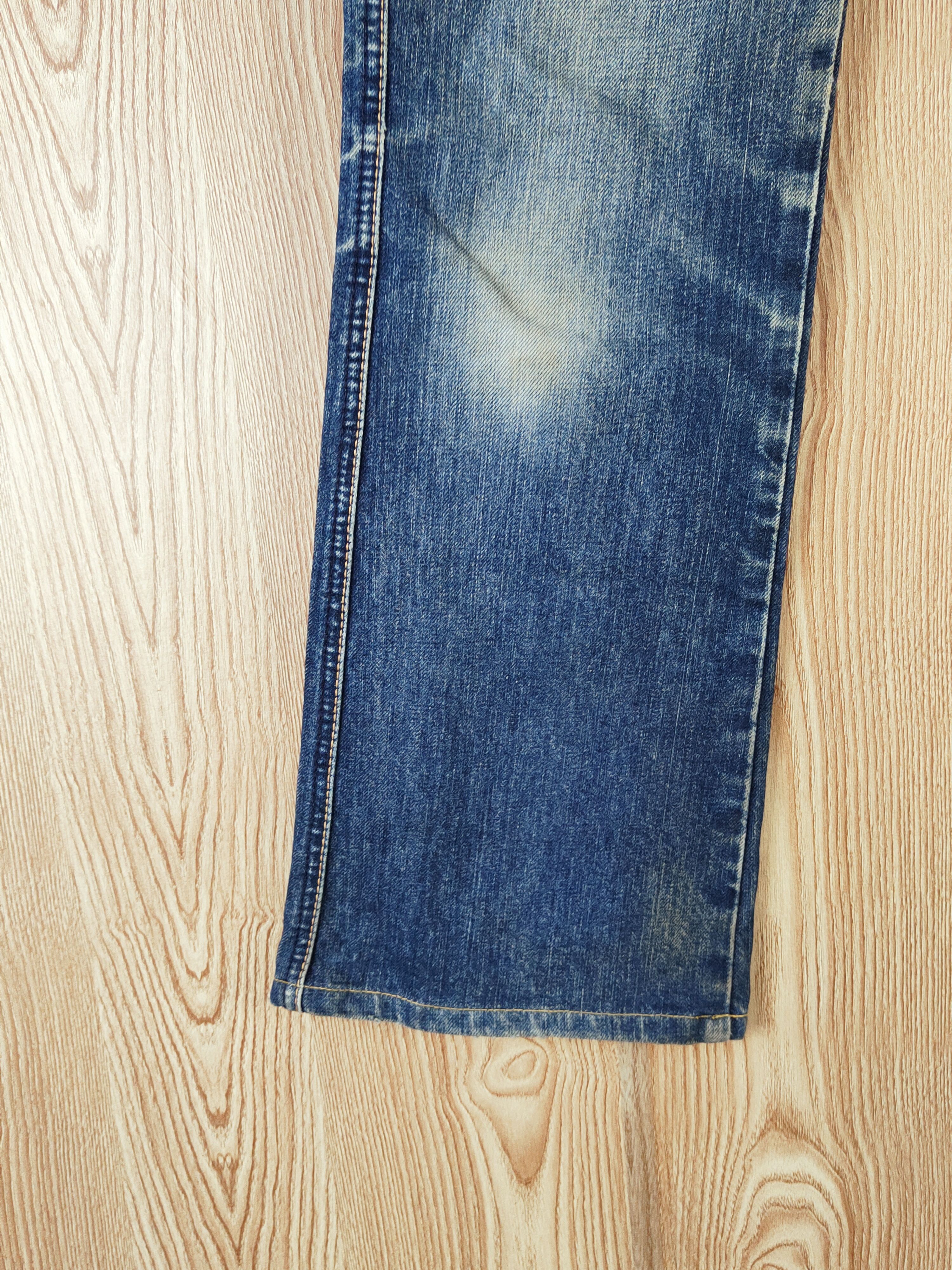 Levi's Levi's Dark Blue Distressed Ripped Jeans #W611 Size 28" / US 6 / IT 42 - 4 Thumbnail