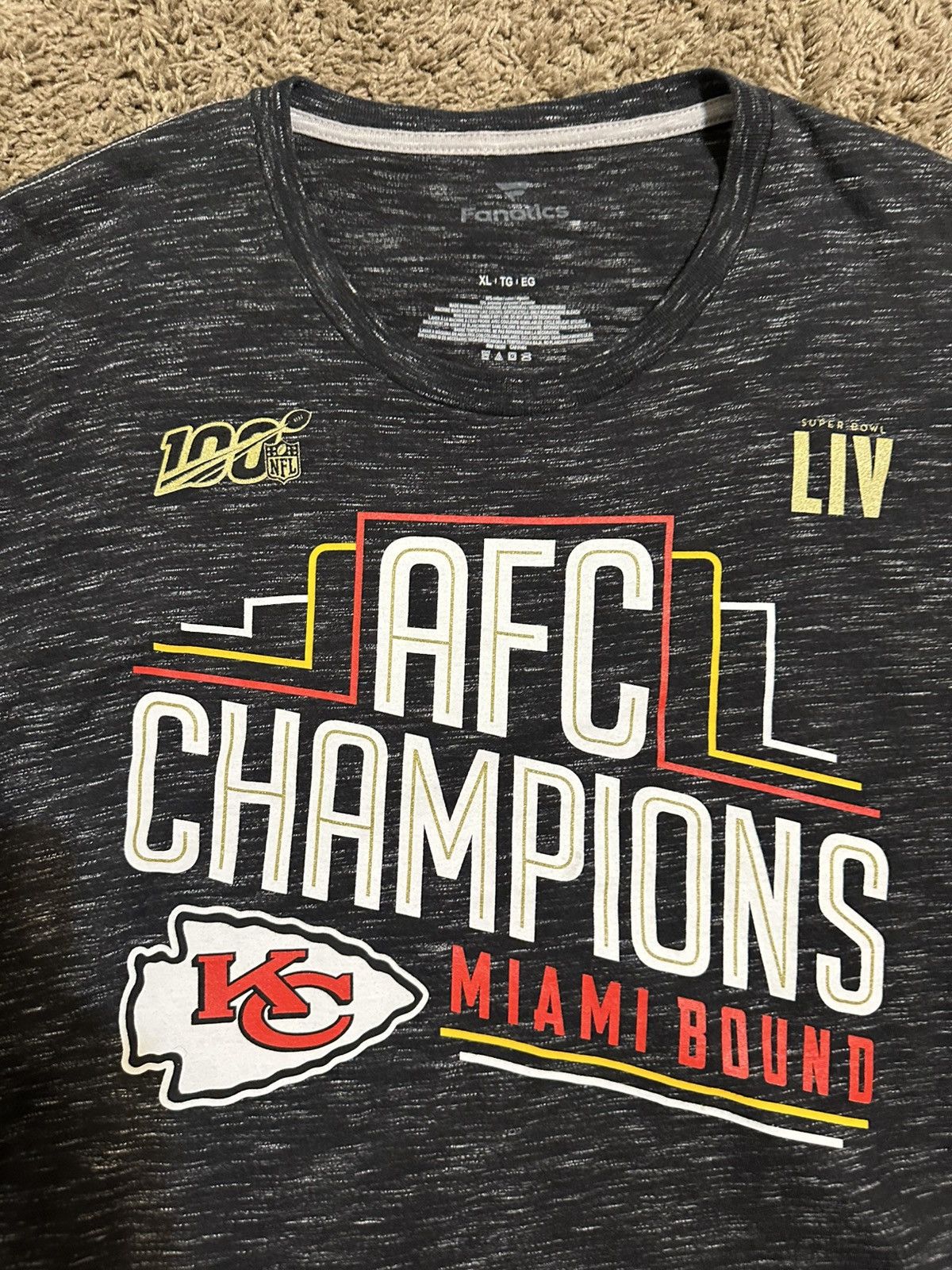 NFL × Vintage Vintage NFL Kansas City Chiefs “Miami” shirt 00s size XL Size US XL / EU 56 / 4 - 2 Thumbnail