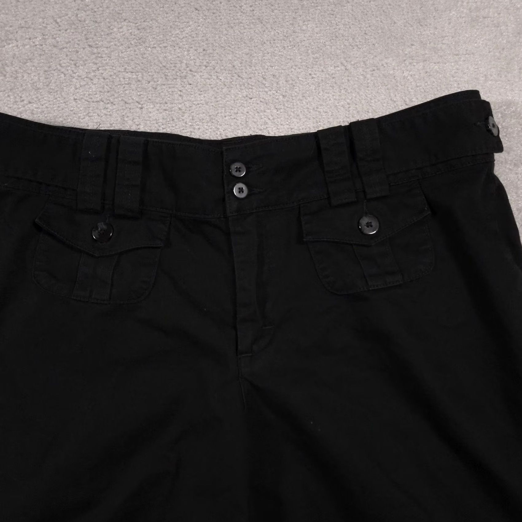 Lee Riders Casuals Shorts Womens 18 Black Cotton Button Tab Flap Pockets Casual Size 40" / US 18 - 4 Thumbnail