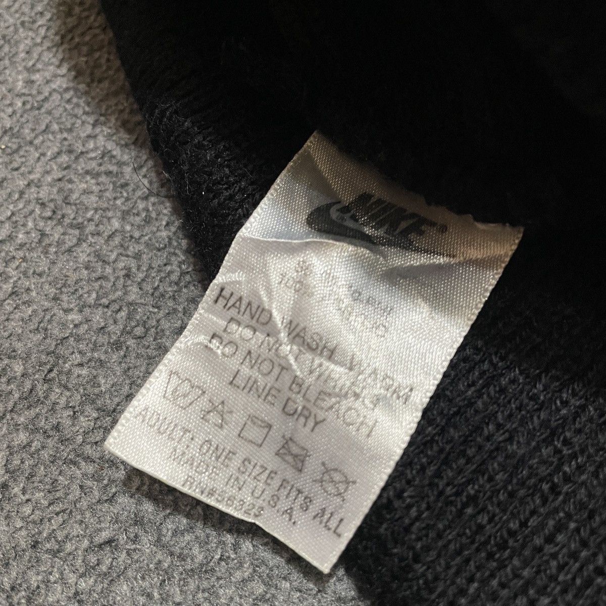 Nike Vintage Nike Gold Swoosh Beanie Hat Size ONE SIZE - 4 Thumbnail