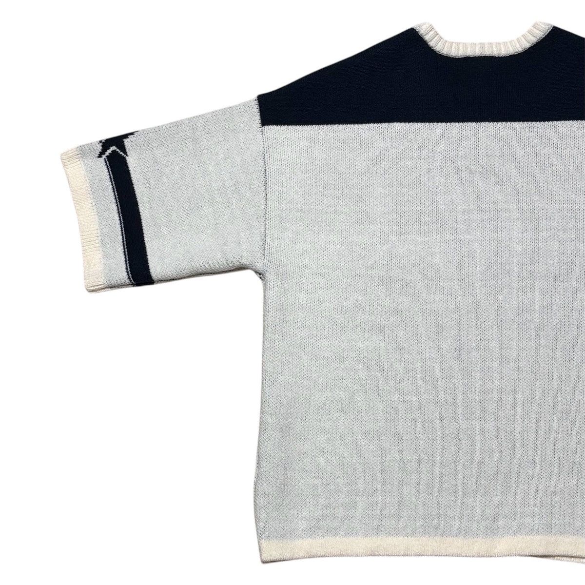 Guess FW2024 GUESS U.S.A. BY ERL FOOTBALL JERSEY SWEATER NWT Size L / US 10 / IT 46 - 10 Thumbnail
