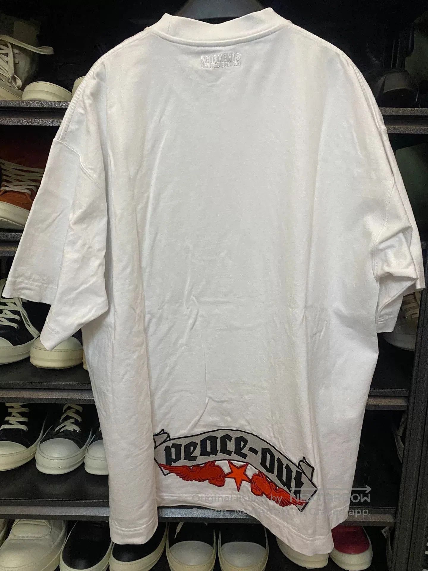 Vetements vetements embroidered short sleeve t. Size US M / EU 48-50 / 2 - 3 Thumbnail