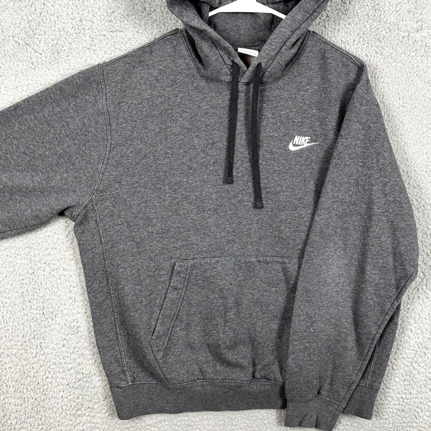 Nike Nike Sweatshirt Hoodie Mens Medium Gray Pullover Kangaroo Pocket Activewear Sports Logo Crew Neck Regular Fit Size US M / EU 48-50 / 2 - 2 Thumbnail