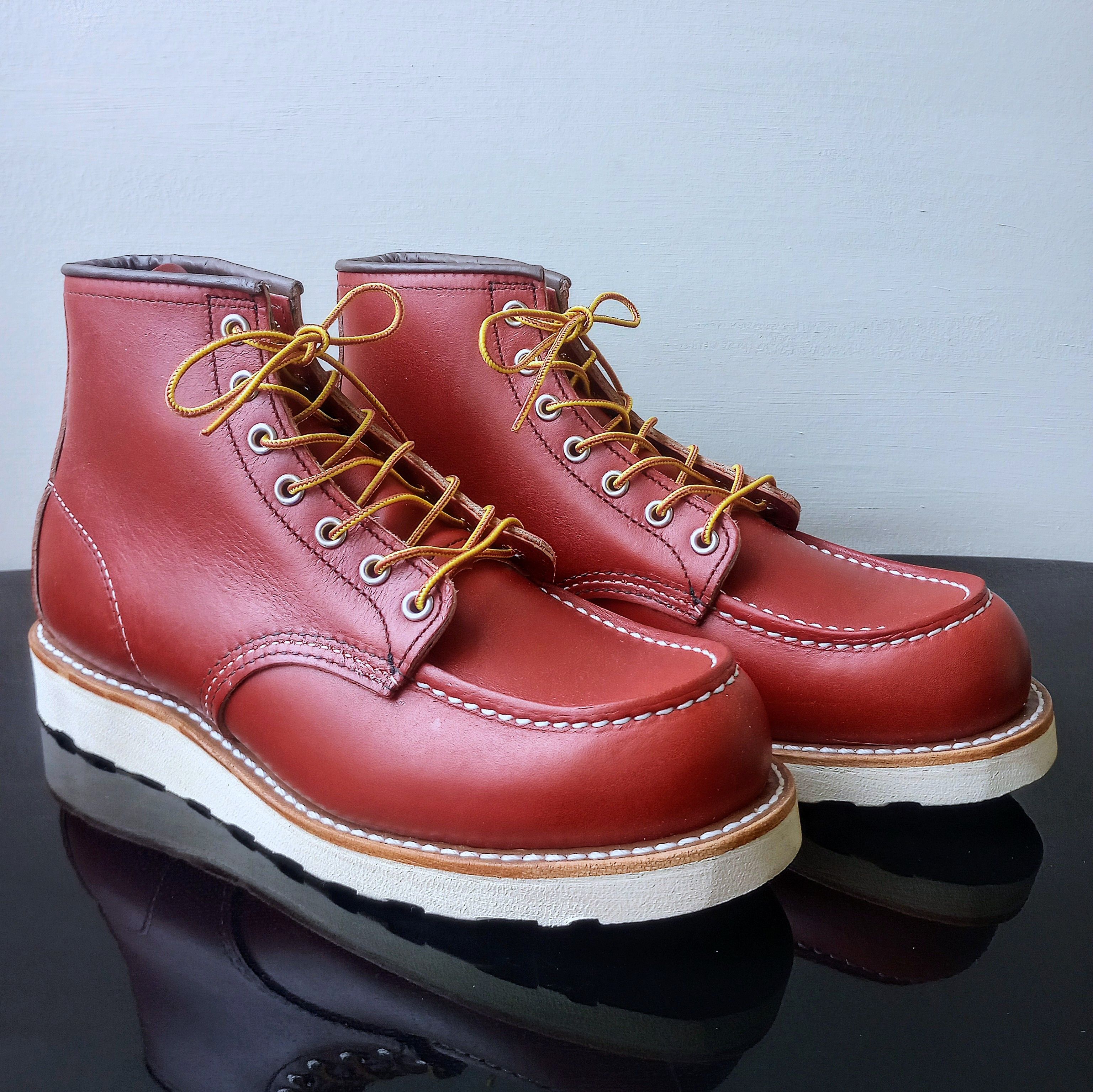 Red Wing Red Wing Heritage Men Classic Moc in Oro Russet-Made in USA Size US 8 / EU 41 - 2 Thumbnail